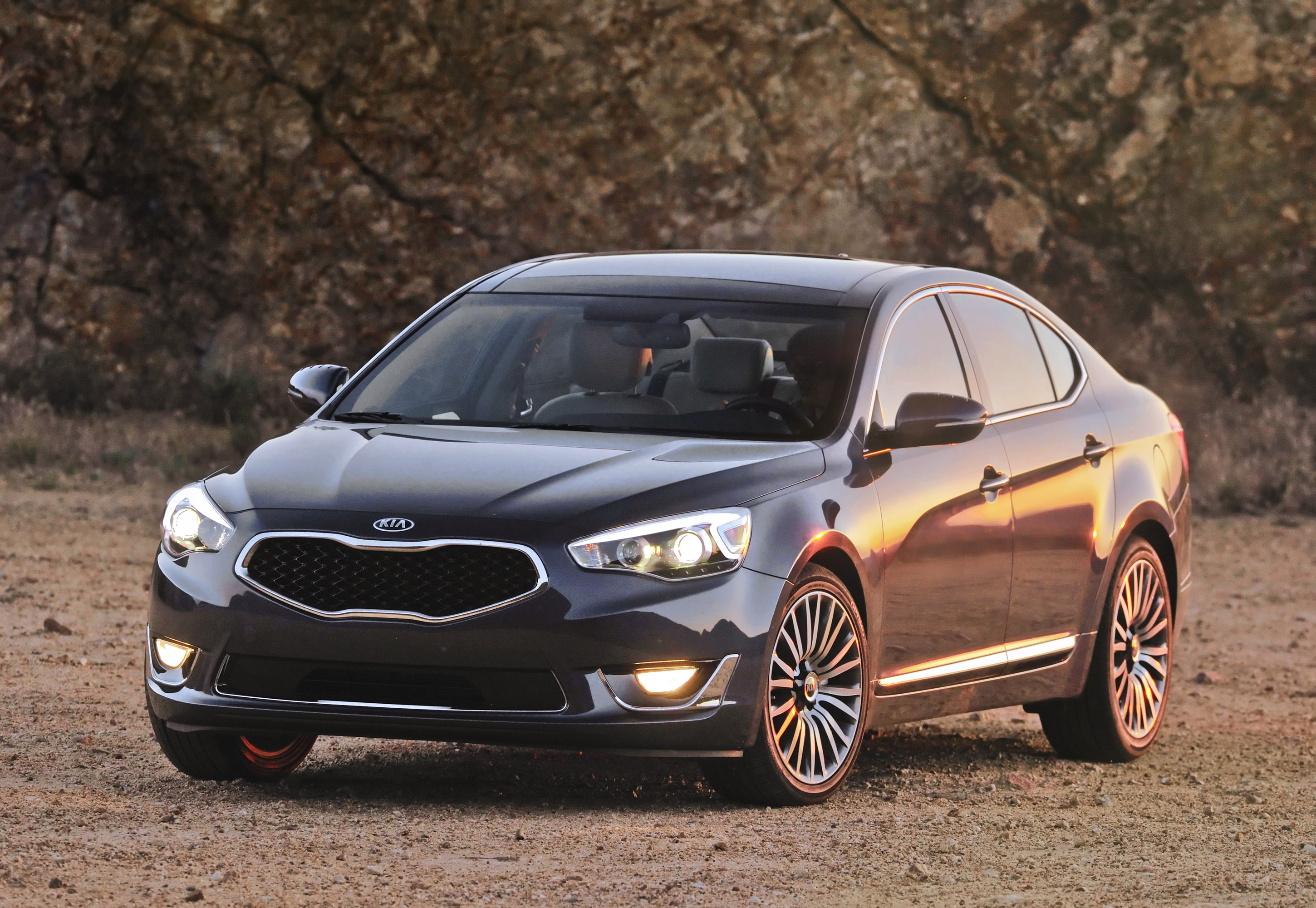 Kia Cadenza photo #36