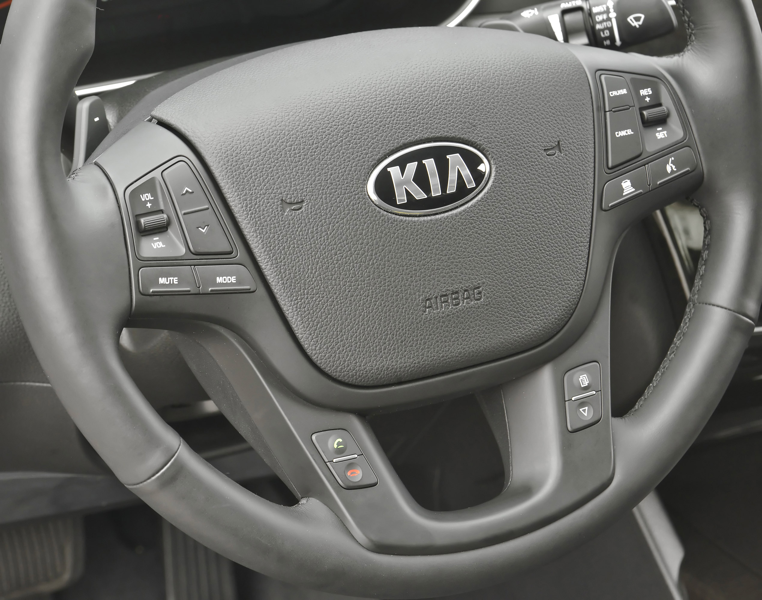 Kia Cadenza photo #55