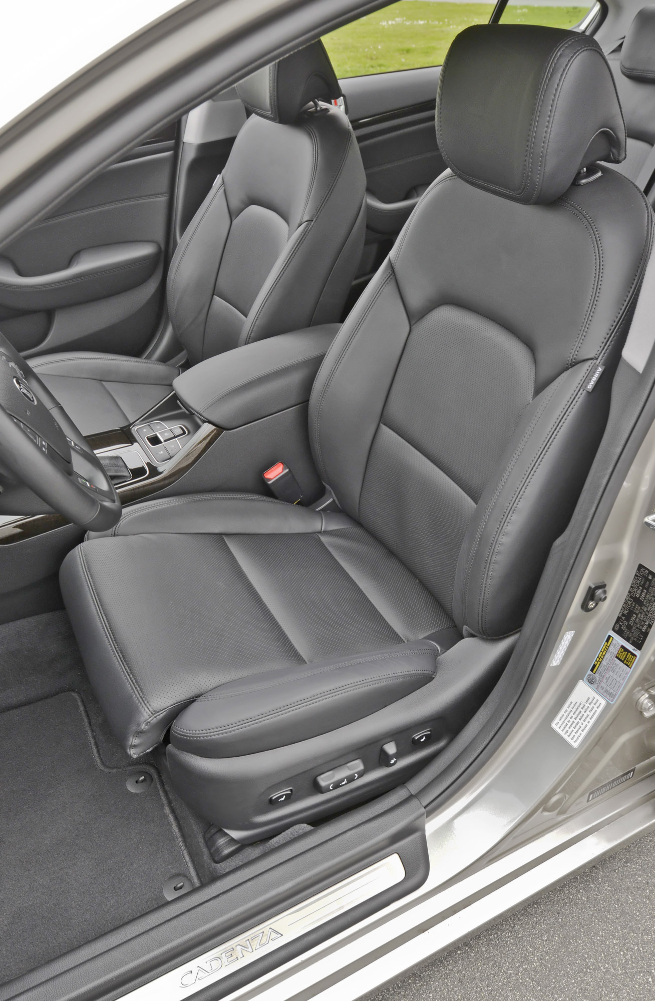 Kia Cadenza photo #59