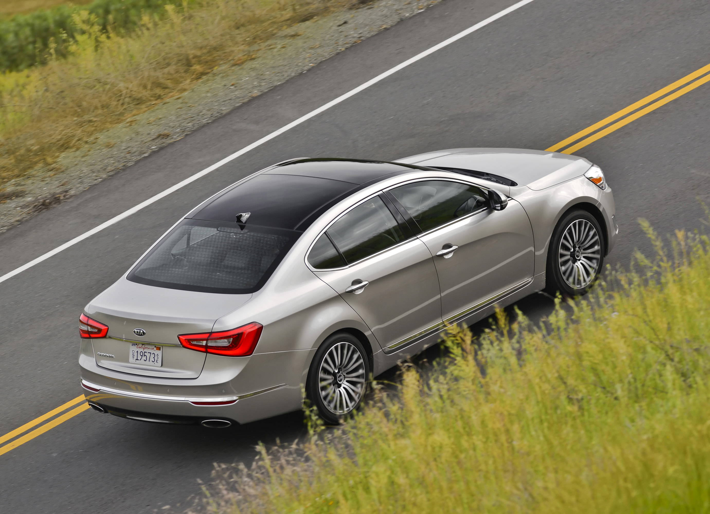 Kia Cadenza photo #75