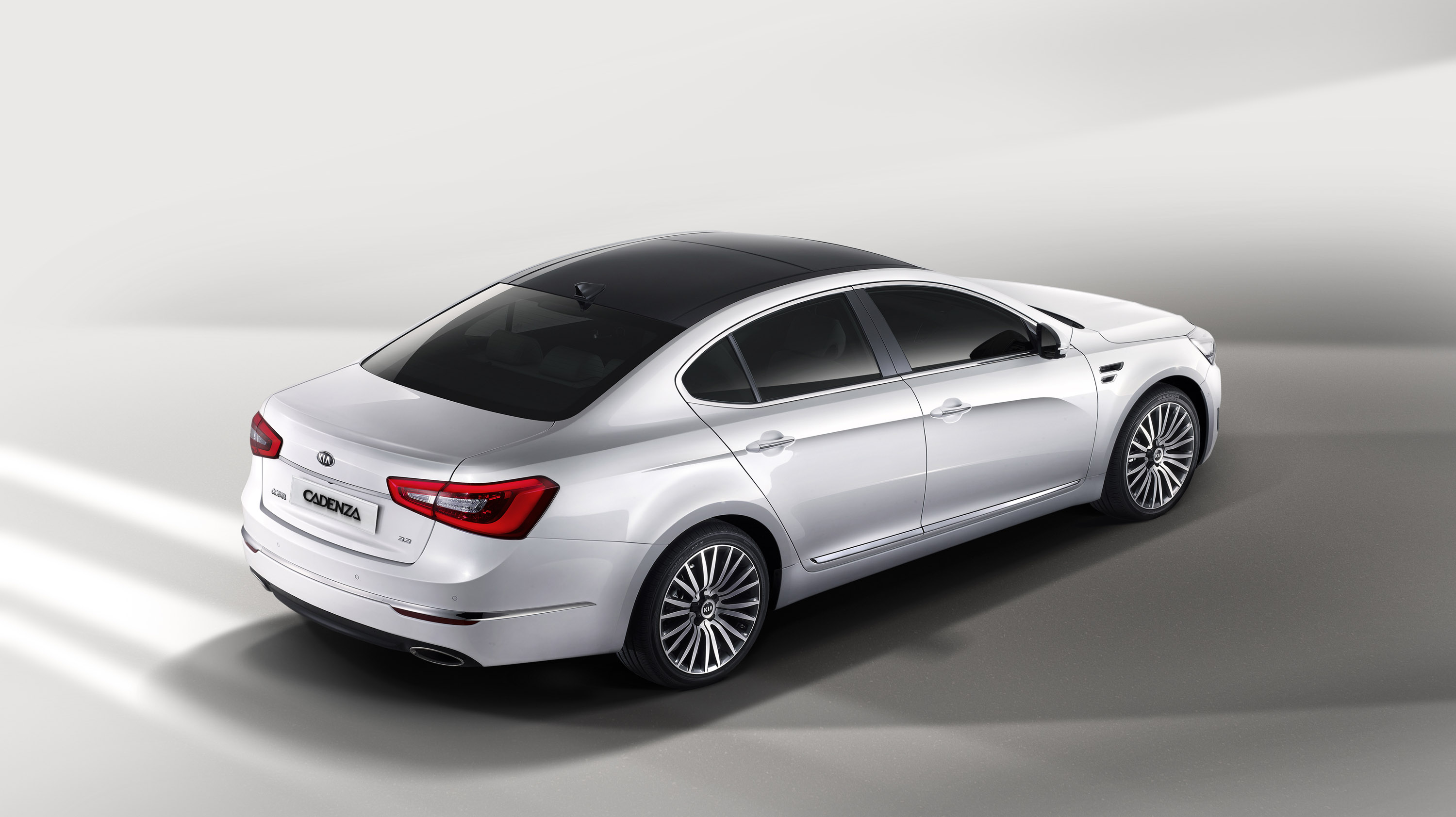 Kia Cadenza photo #77