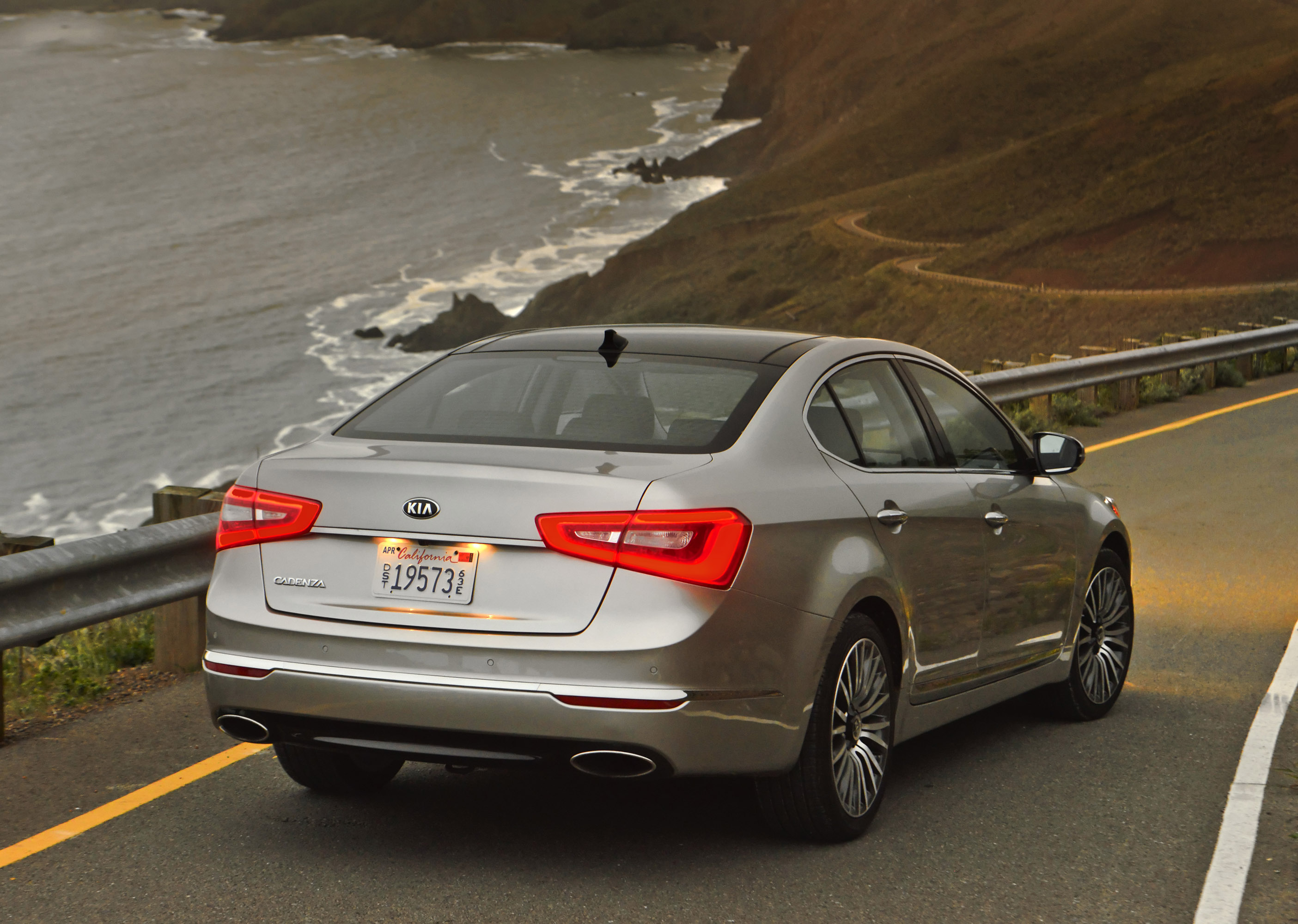 Kia Cadenza photo #82
