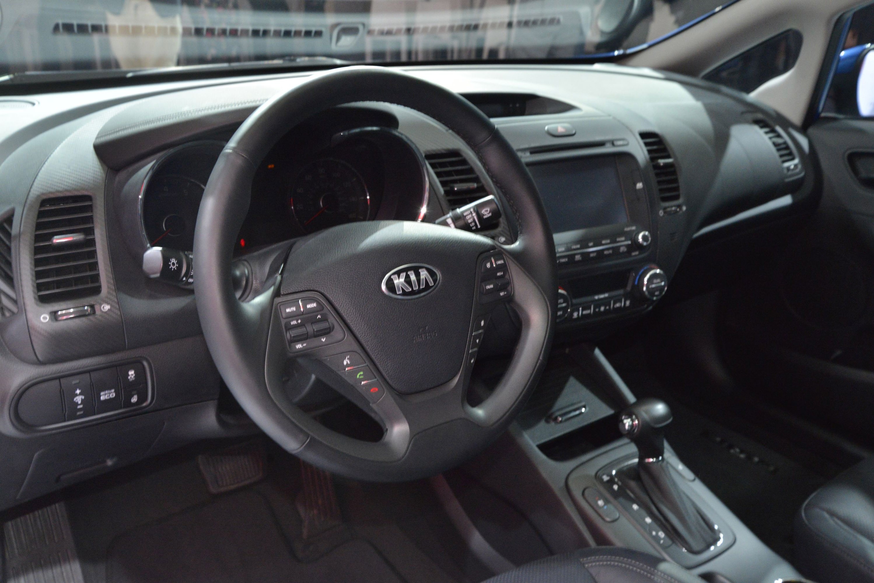 Kia Forte-Cerato-K3 photo #27