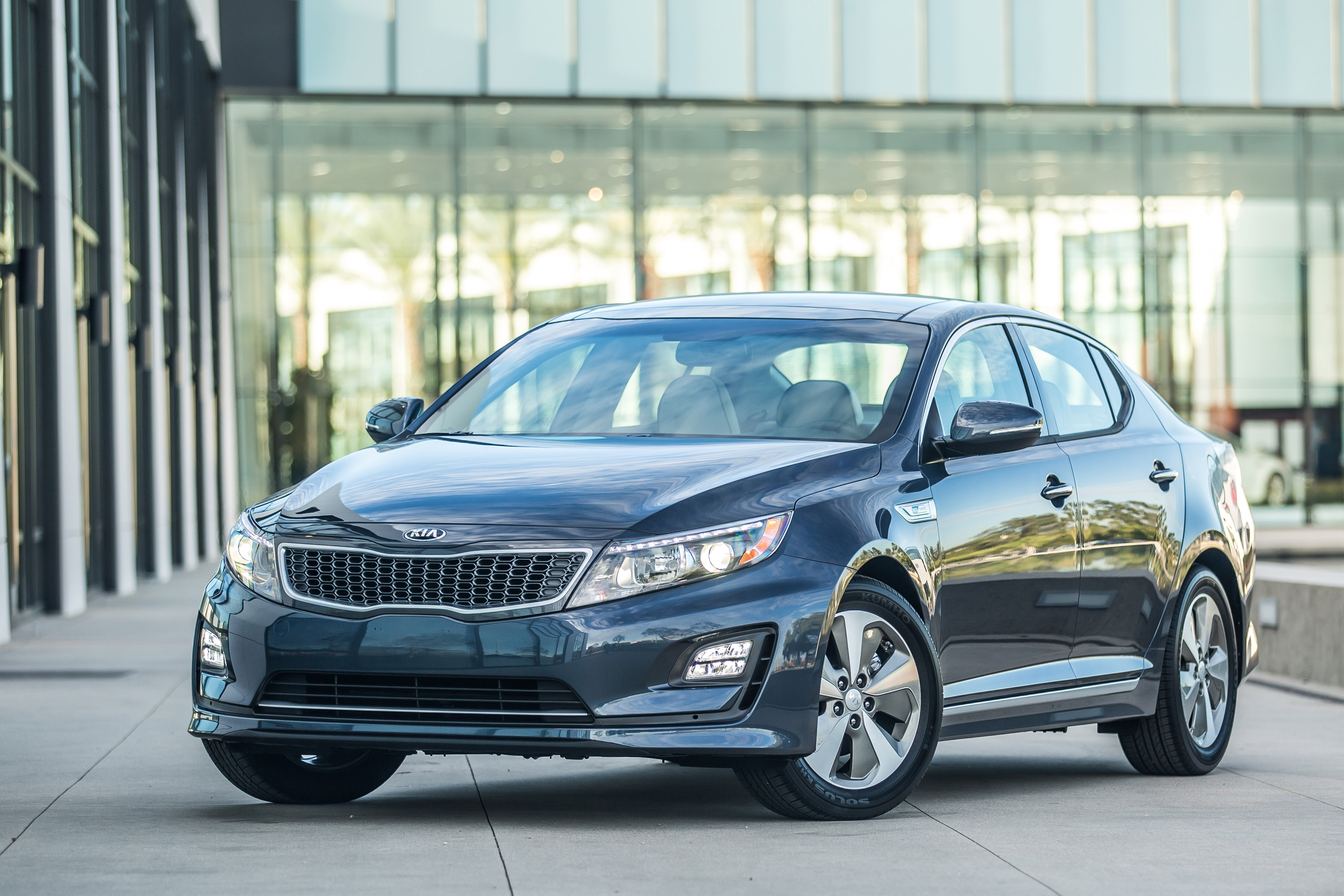 Kia Optima Hybrid photo #3