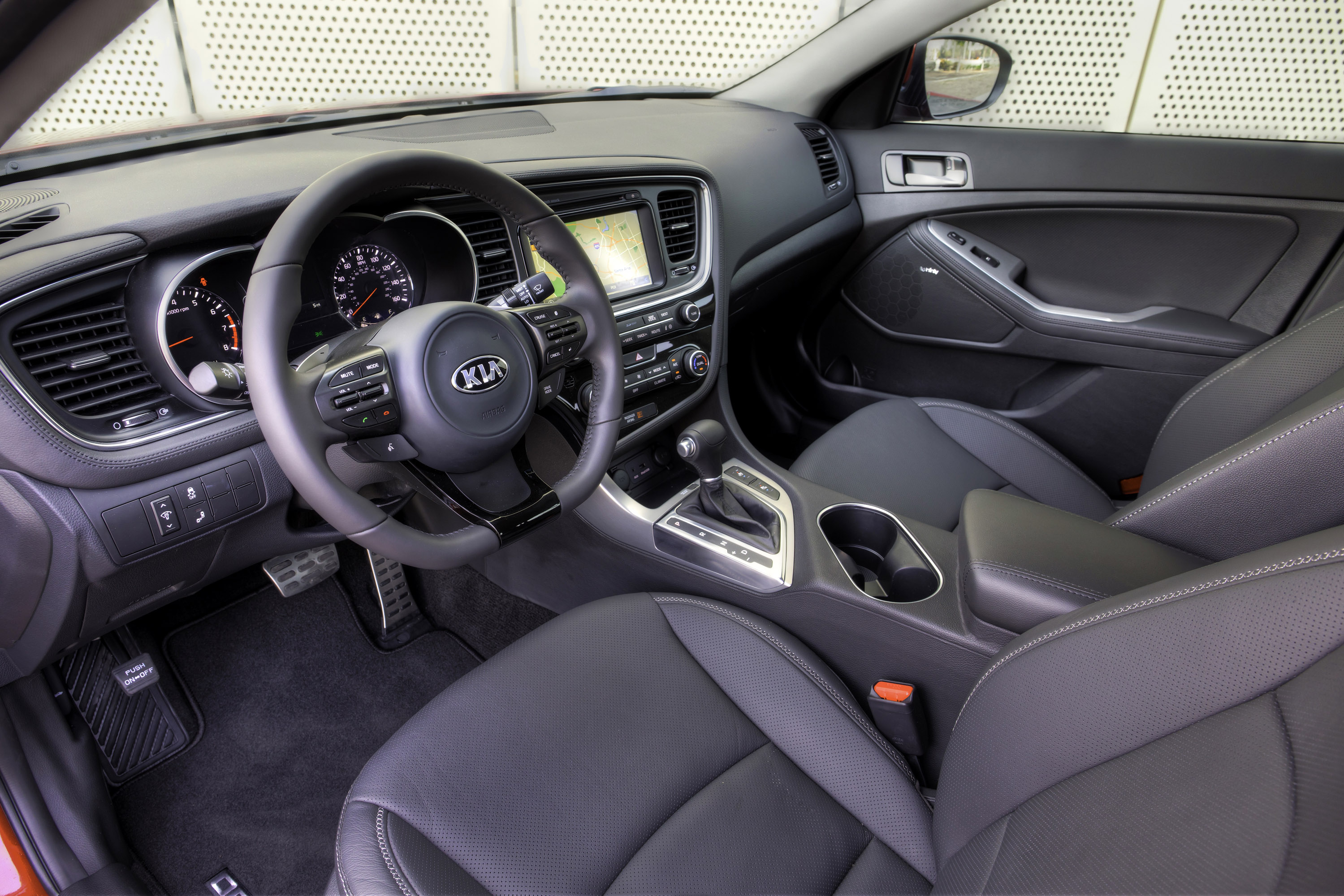 Kia Optima photo #17