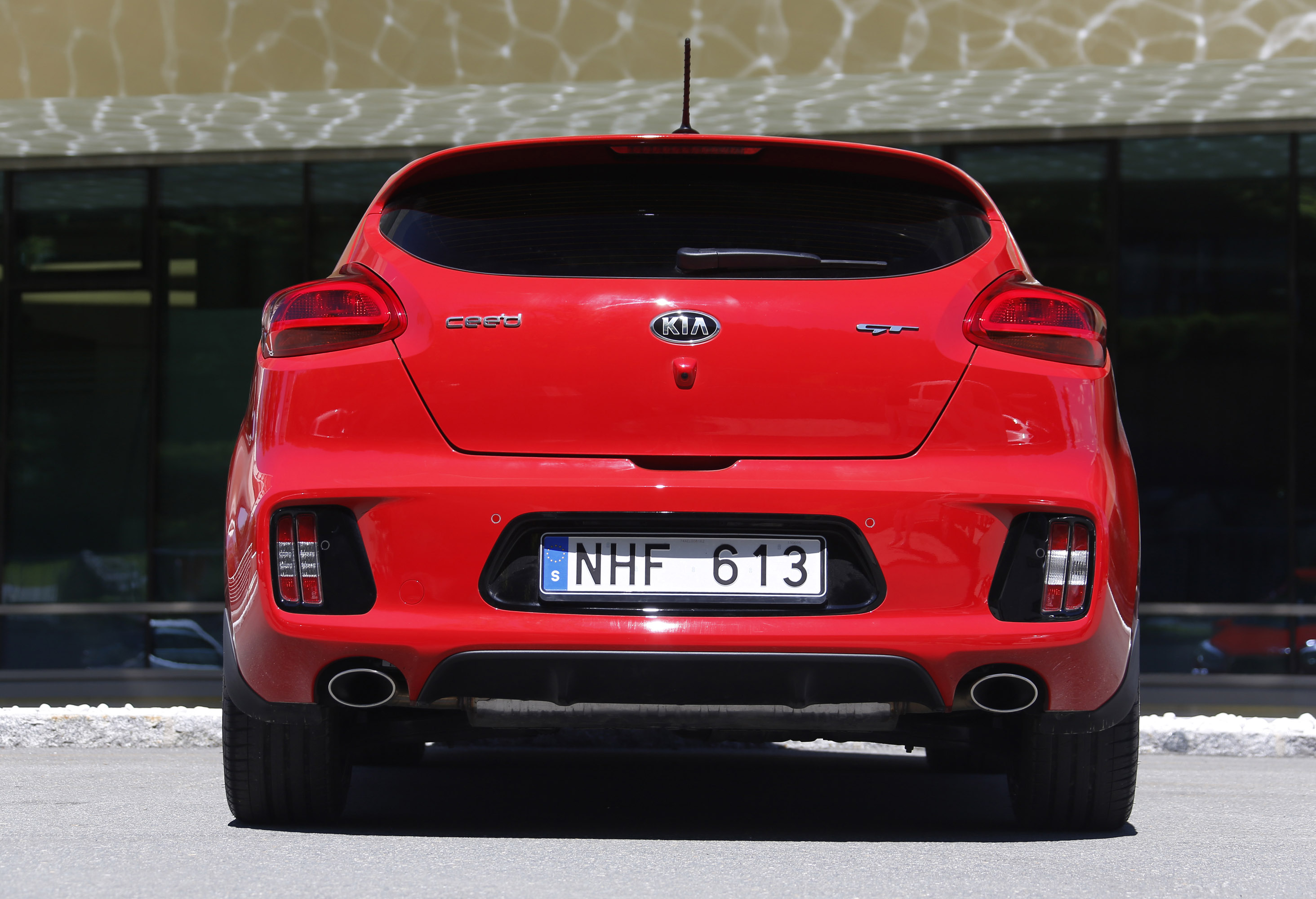 Kia Pro Ceed GT 3-door photo #54