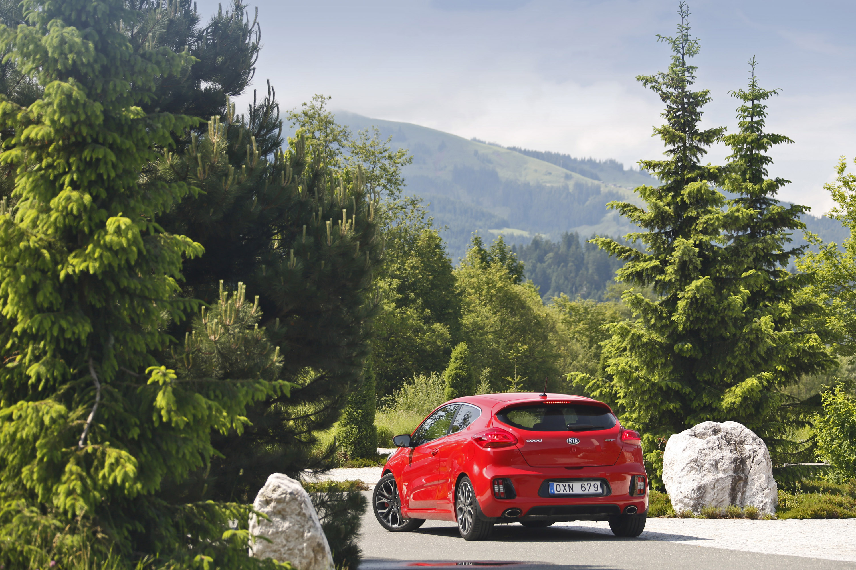 Kia Pro Ceed GT 3-door photo #62