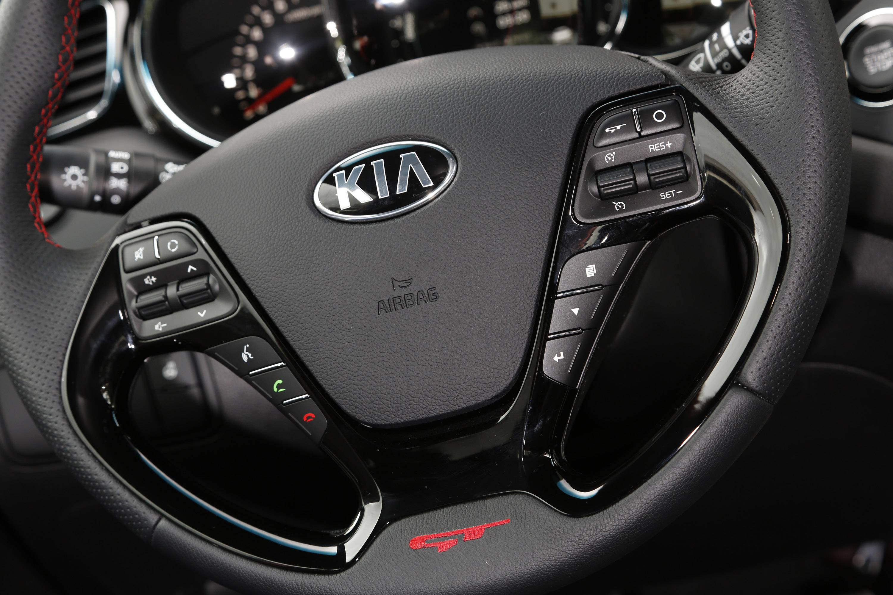 Kia Pro Ceed GT 3-door photo #75