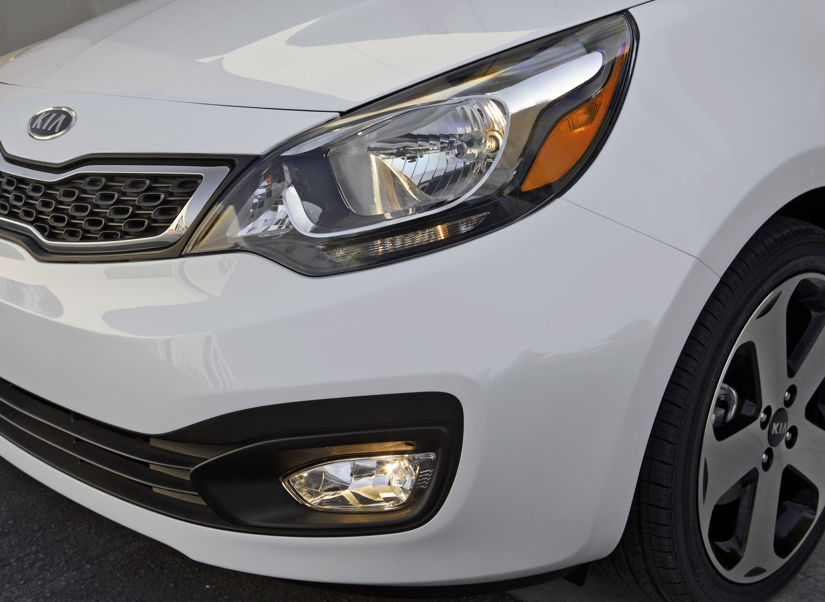 Kia Rio photo #16