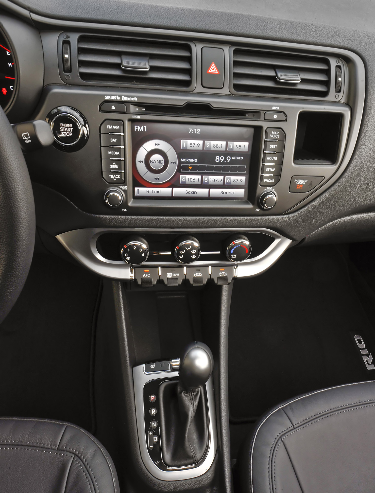 Kia Rio photo #24