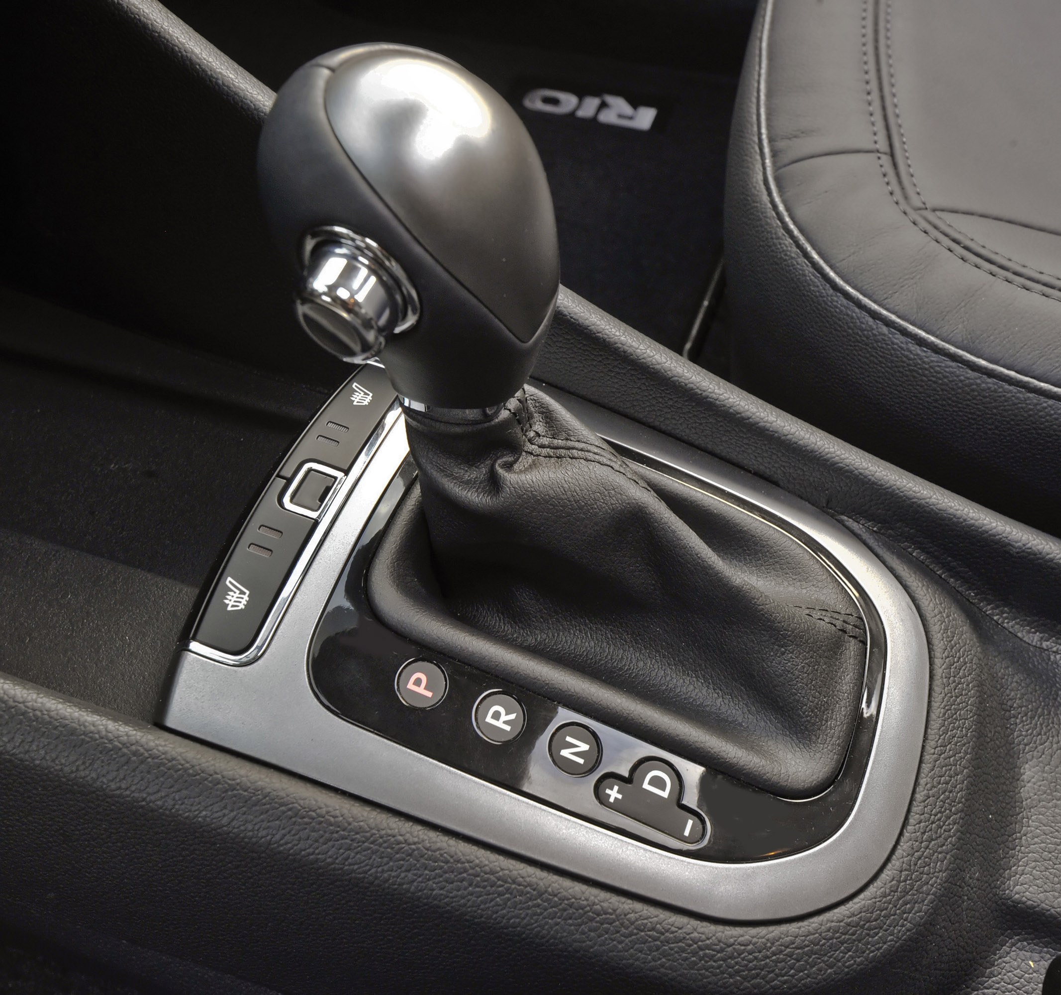 Kia Rio photo #28