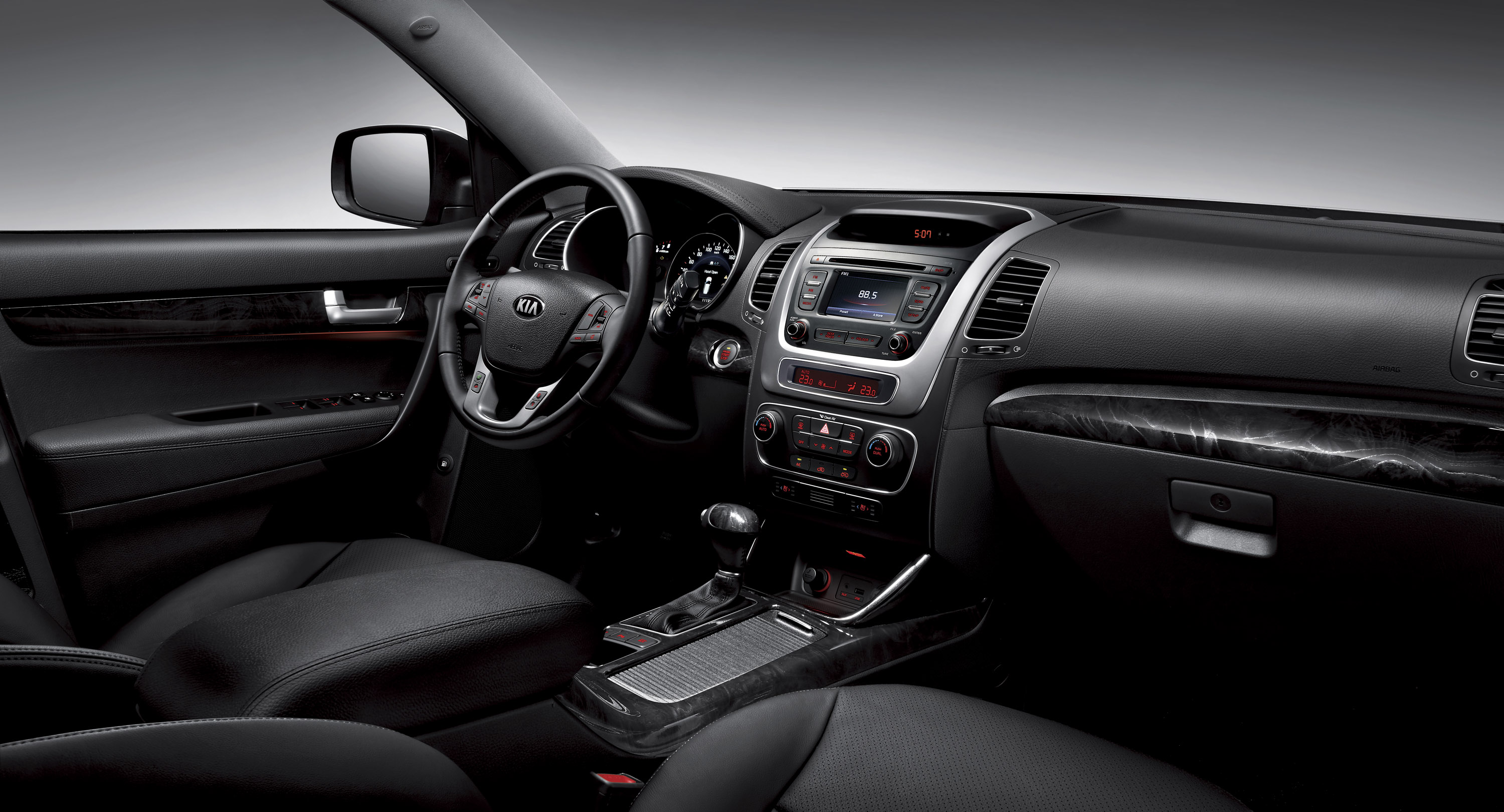 Kia Sorento photo #35