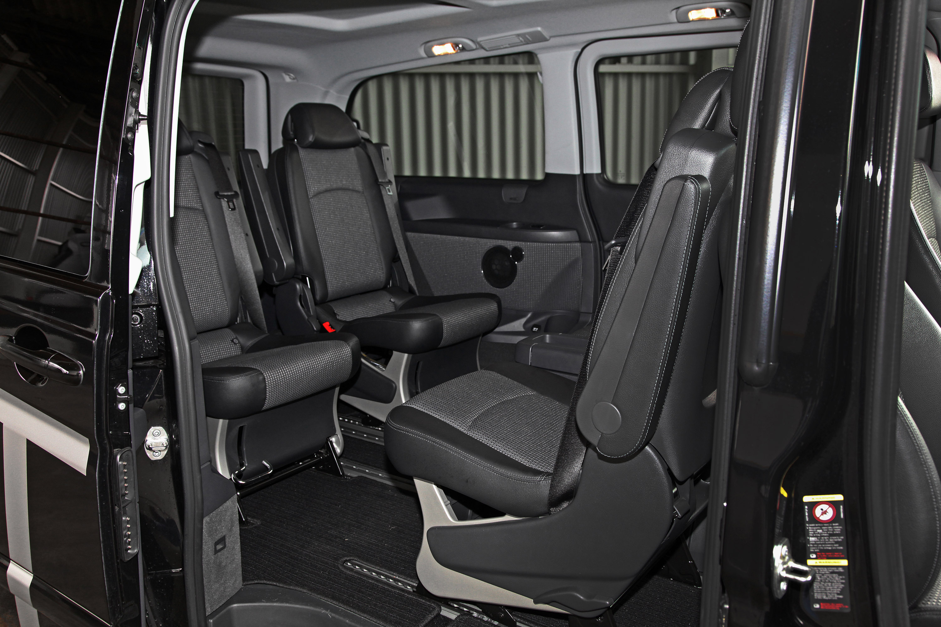 KTW Mercedes-Benz Viano CDI BlueEFFICIENCY photo #17
