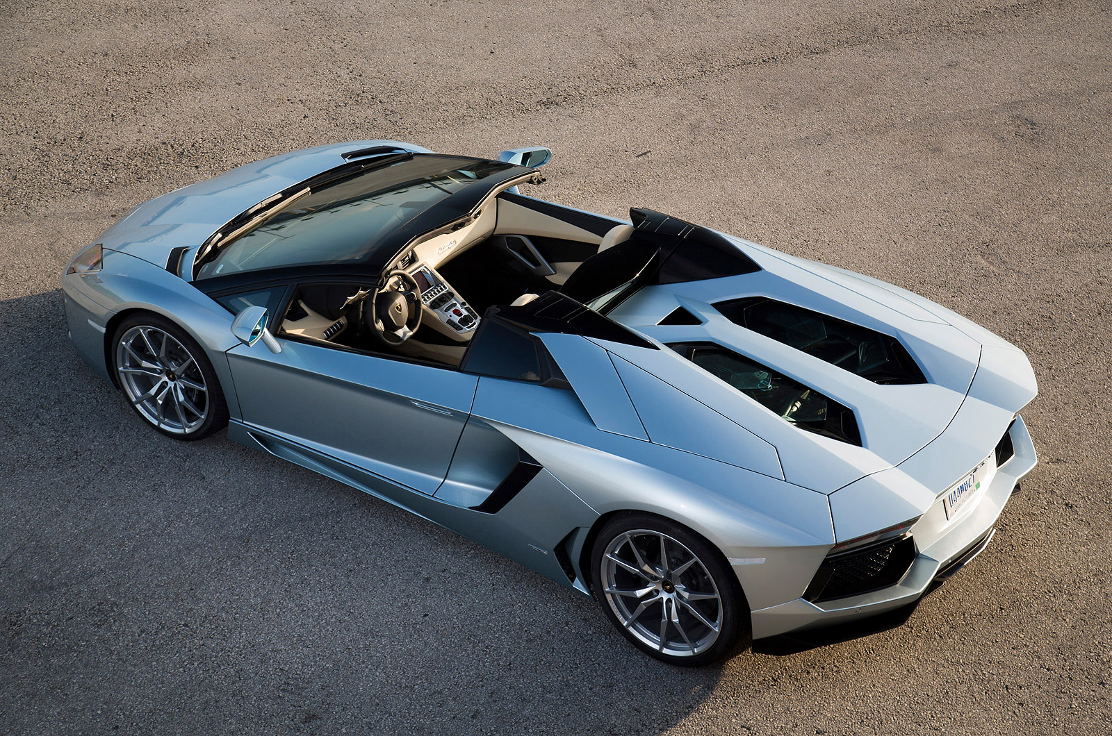 Lamborghini Aventador LP700-4 Roadster photo #64