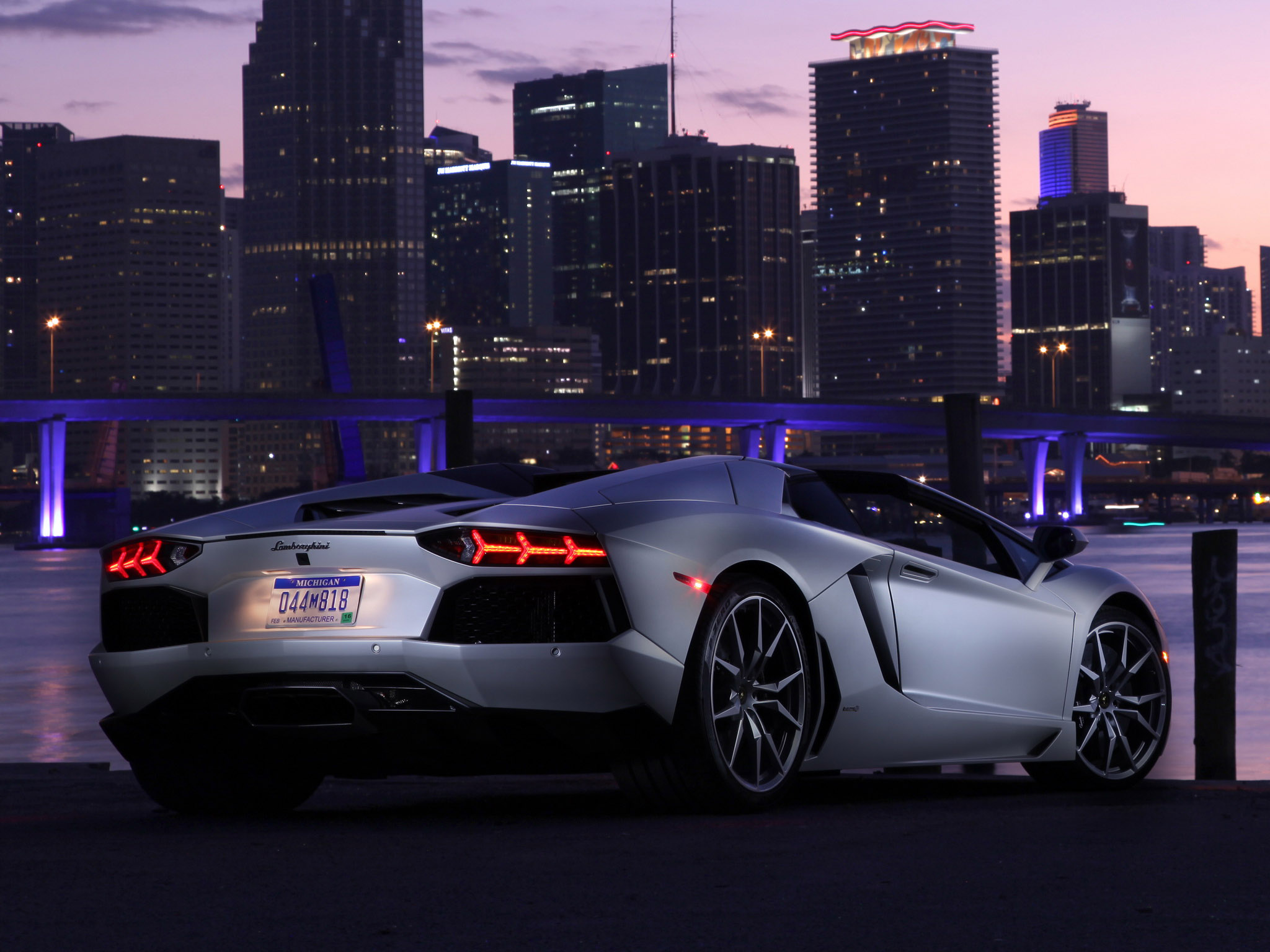 Lamborghini Aventador LP700-4 Roadster photo #69