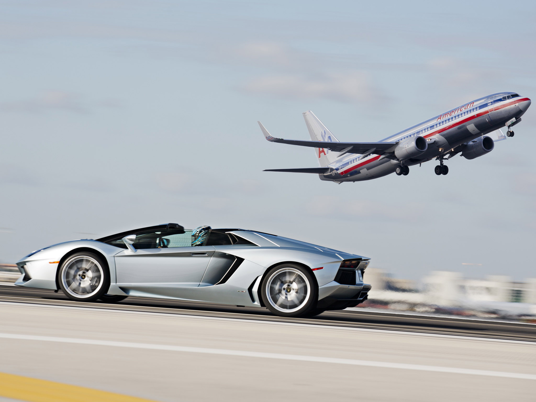 Lamborghini Aventador LP700-4 Roadster photo #71