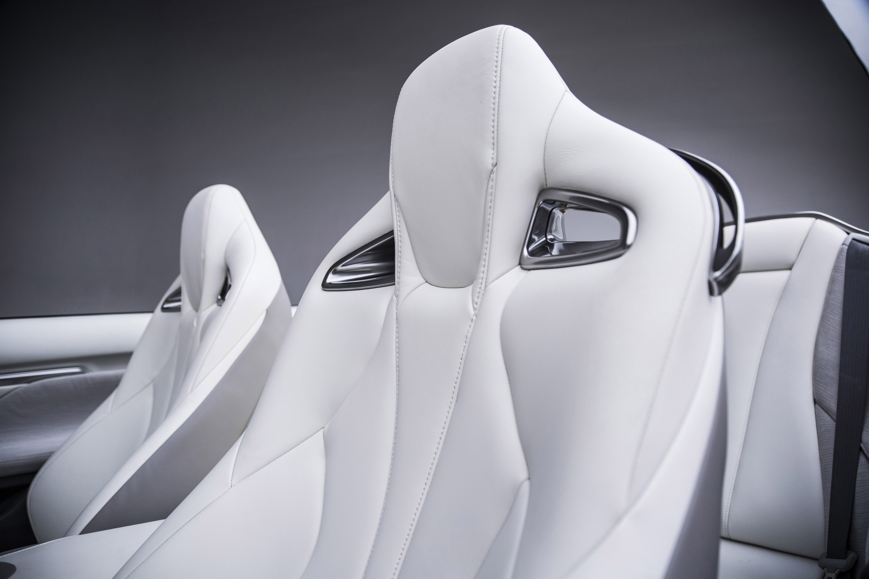 Lexus LF-C2 Roadster Concept photo #37