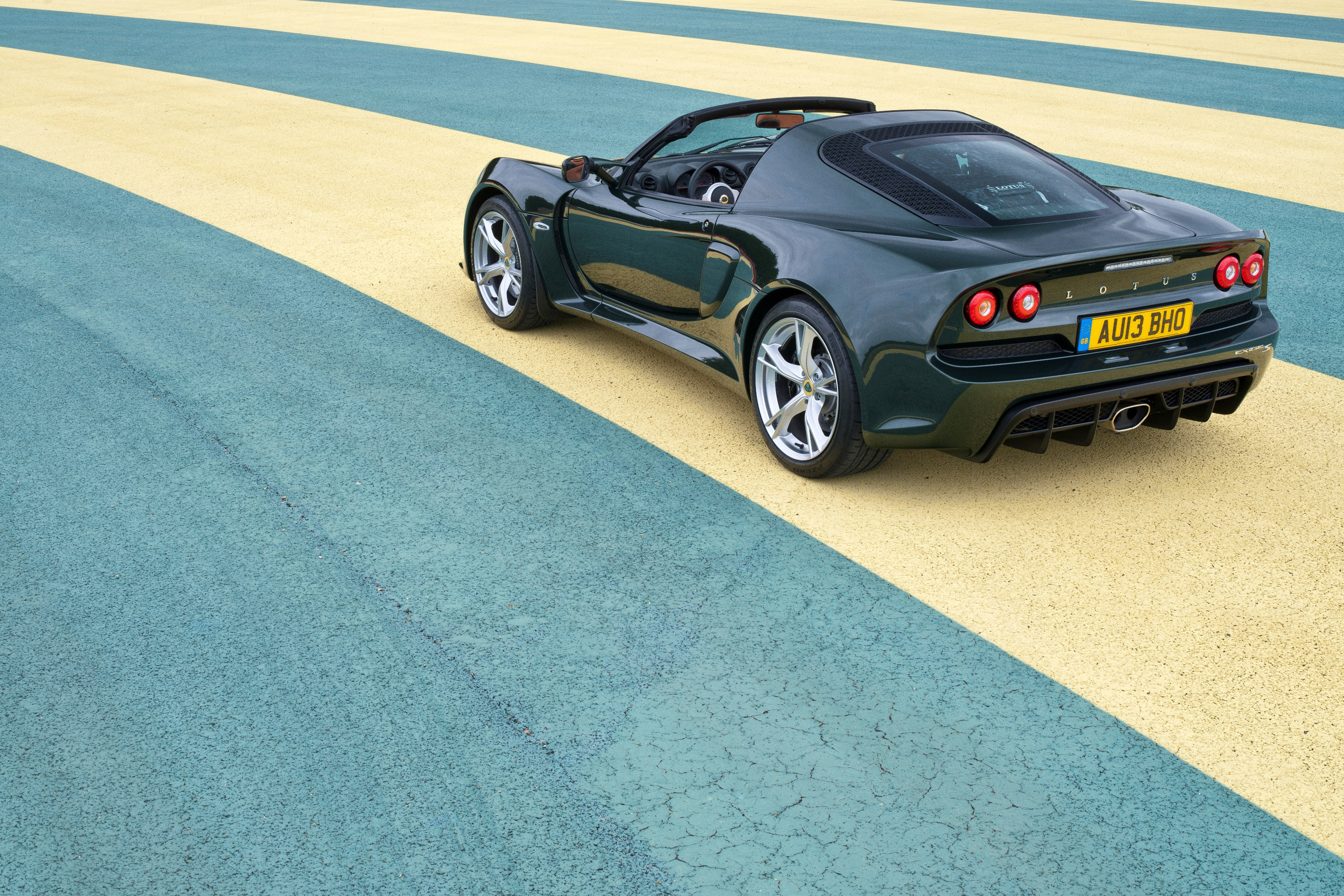 Lotus Exige S Roadster photo #33