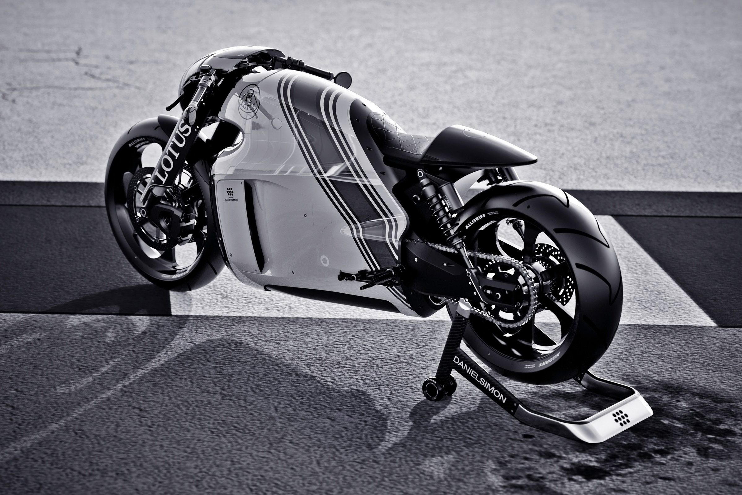 Lotus Motorcycles C-01 photo #20