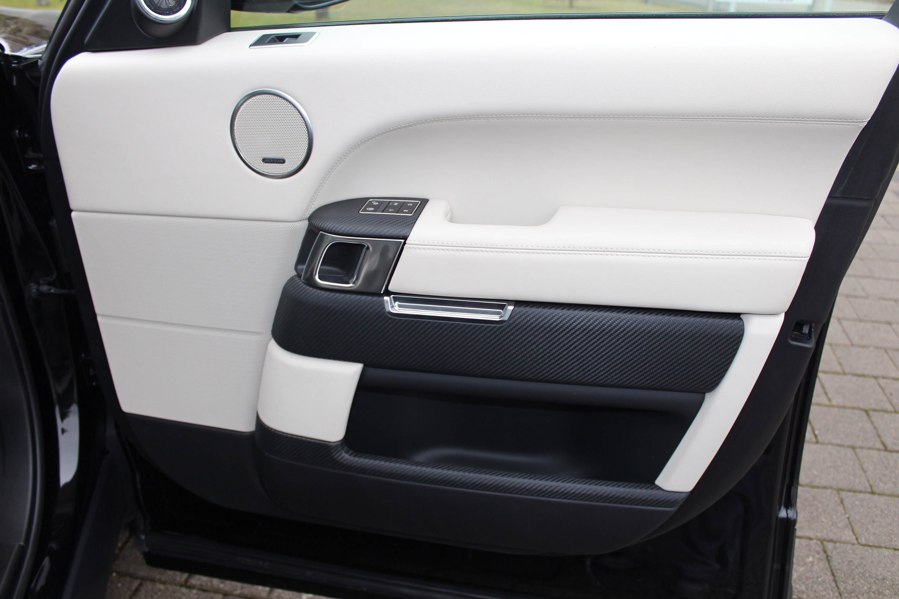 Lumma Design Range Rover CLR R Carbon photo #15