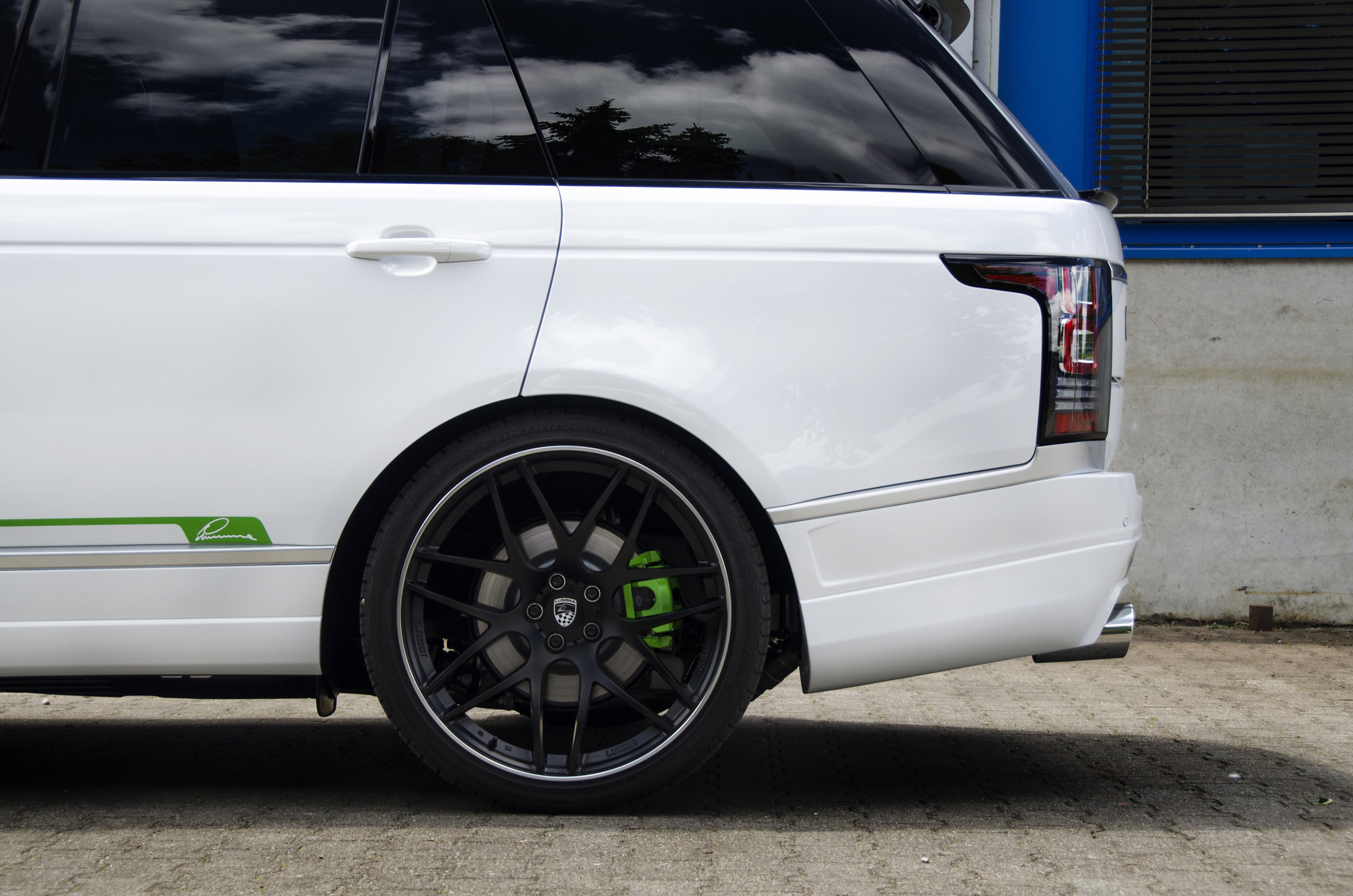 Lumma Design Range Rover Vogue CLR SR photo #21