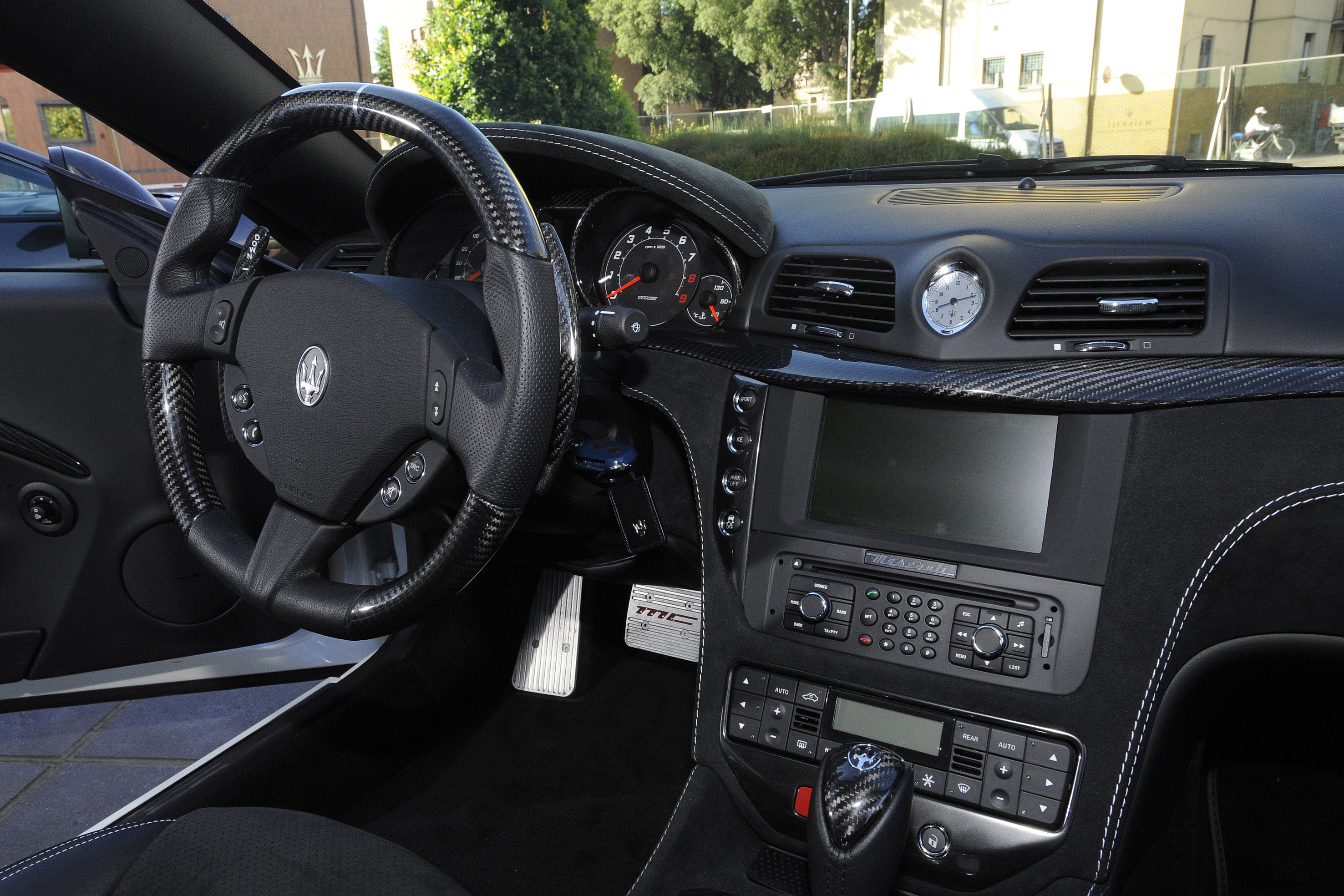 Maserati GranTurismo MC Stradale photo #30