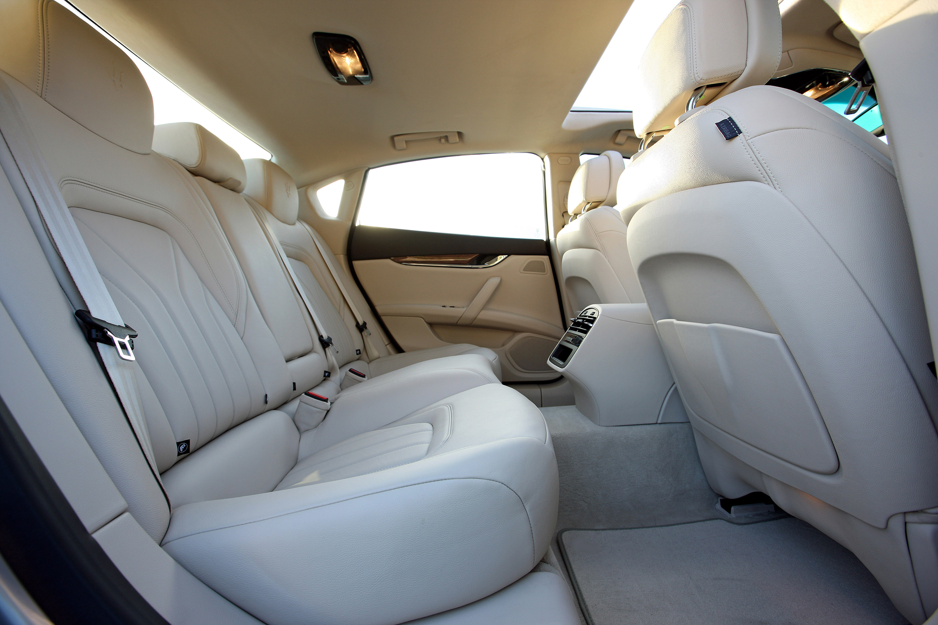 Maserati Quattroporte photo #48