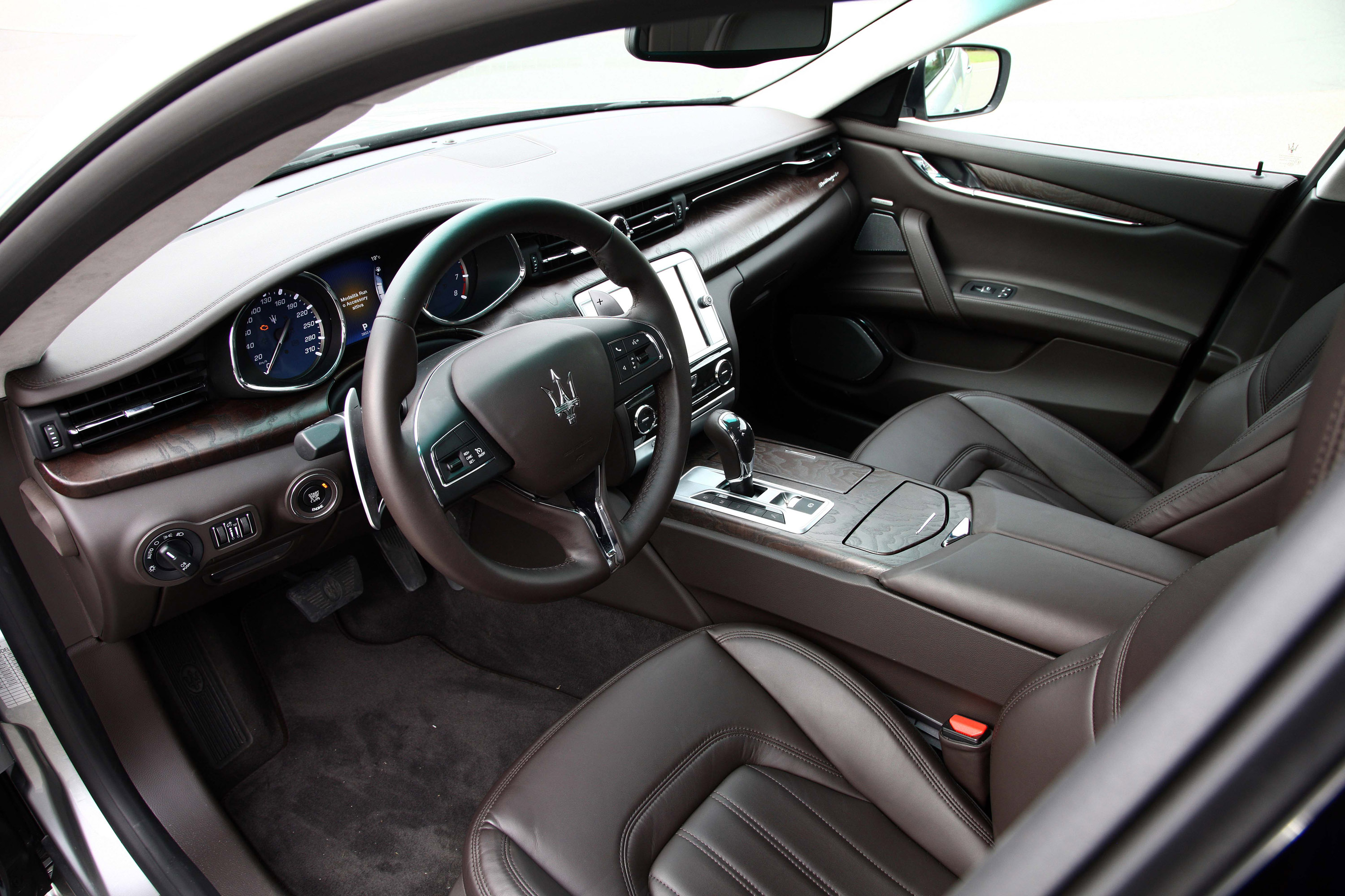 Maserati Quattroporte photo #61