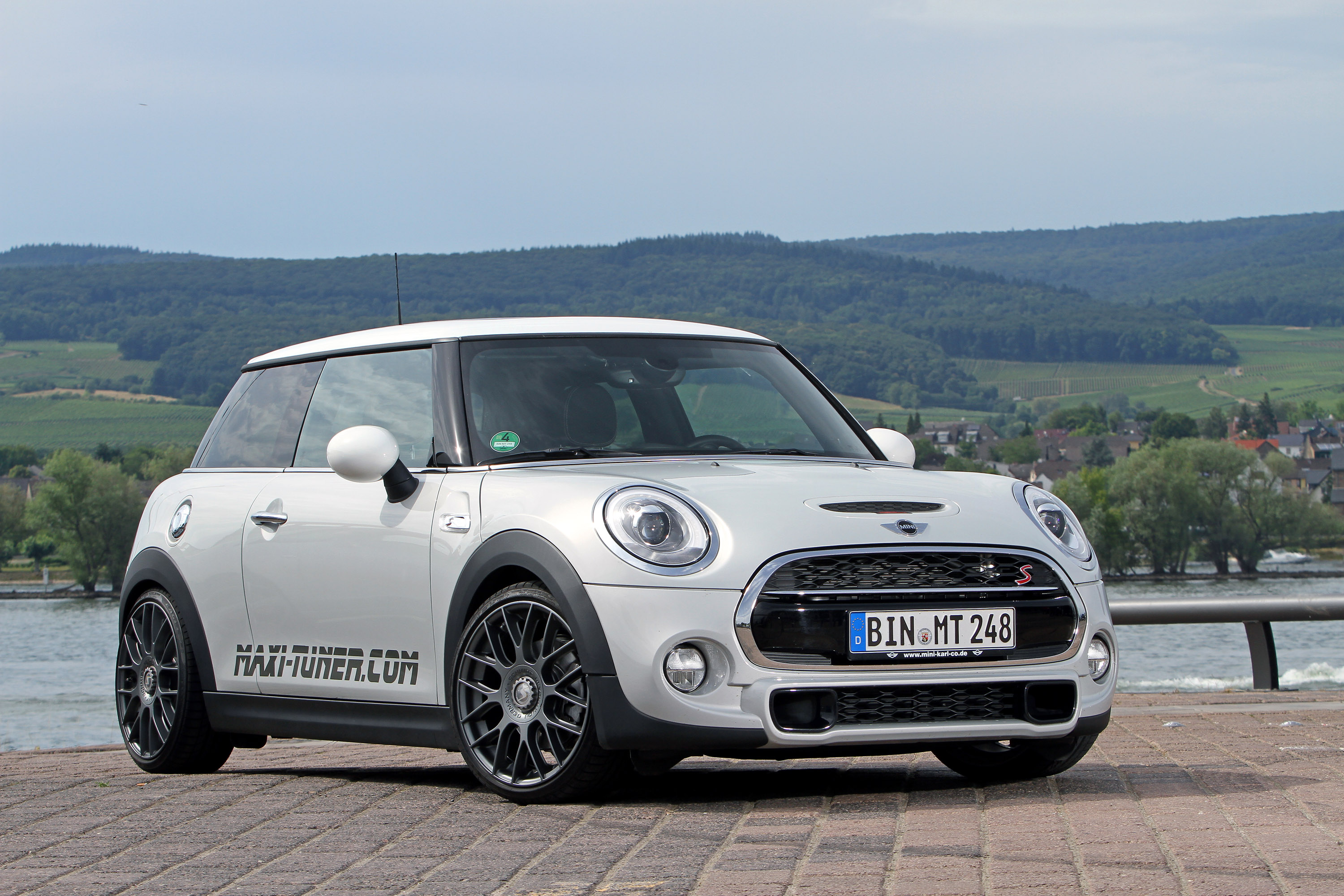 Maxi-Tuner MINI Cooper S photo #1