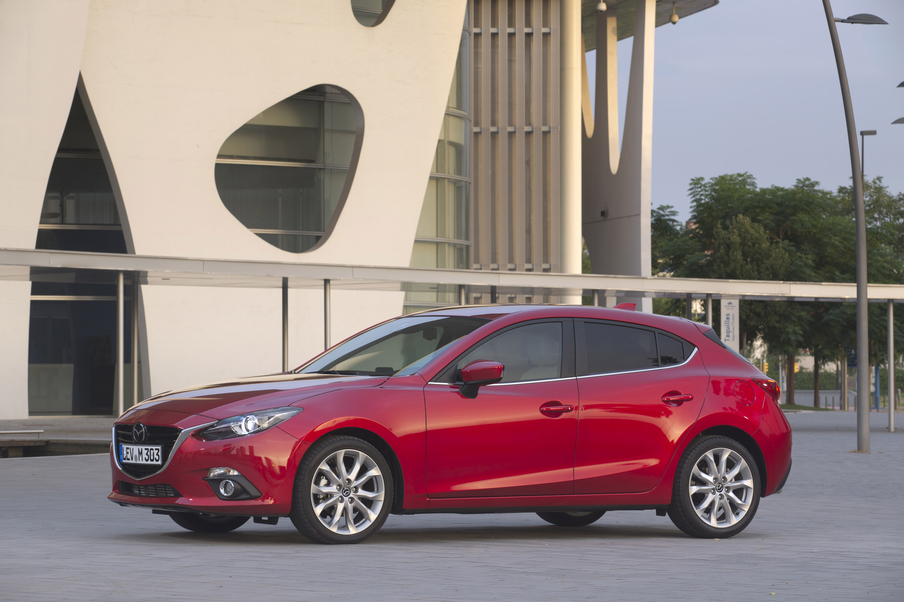 Mazda 3 Hatchback photo #16