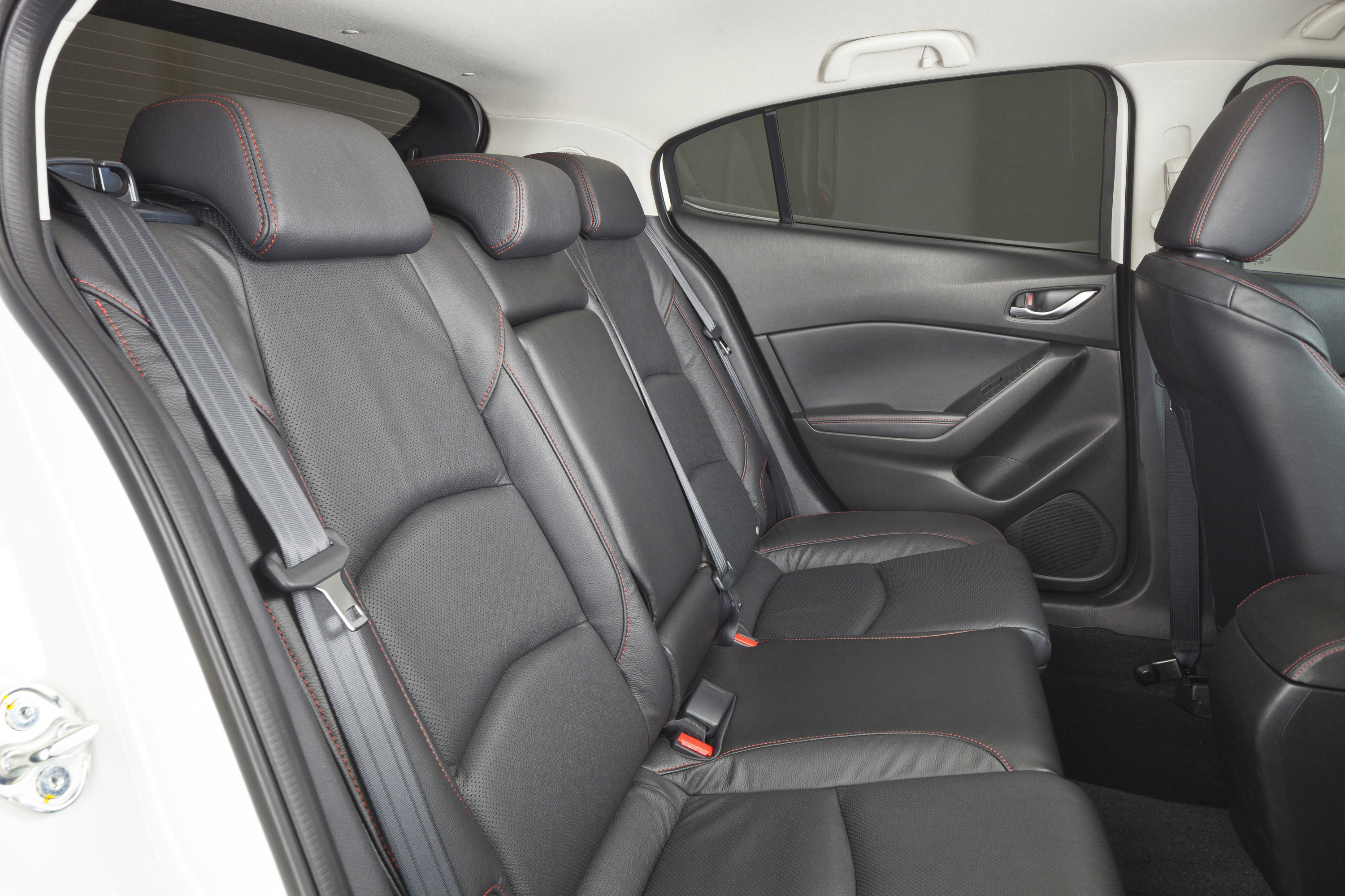 Mazda 3 Hatchback photo #48
