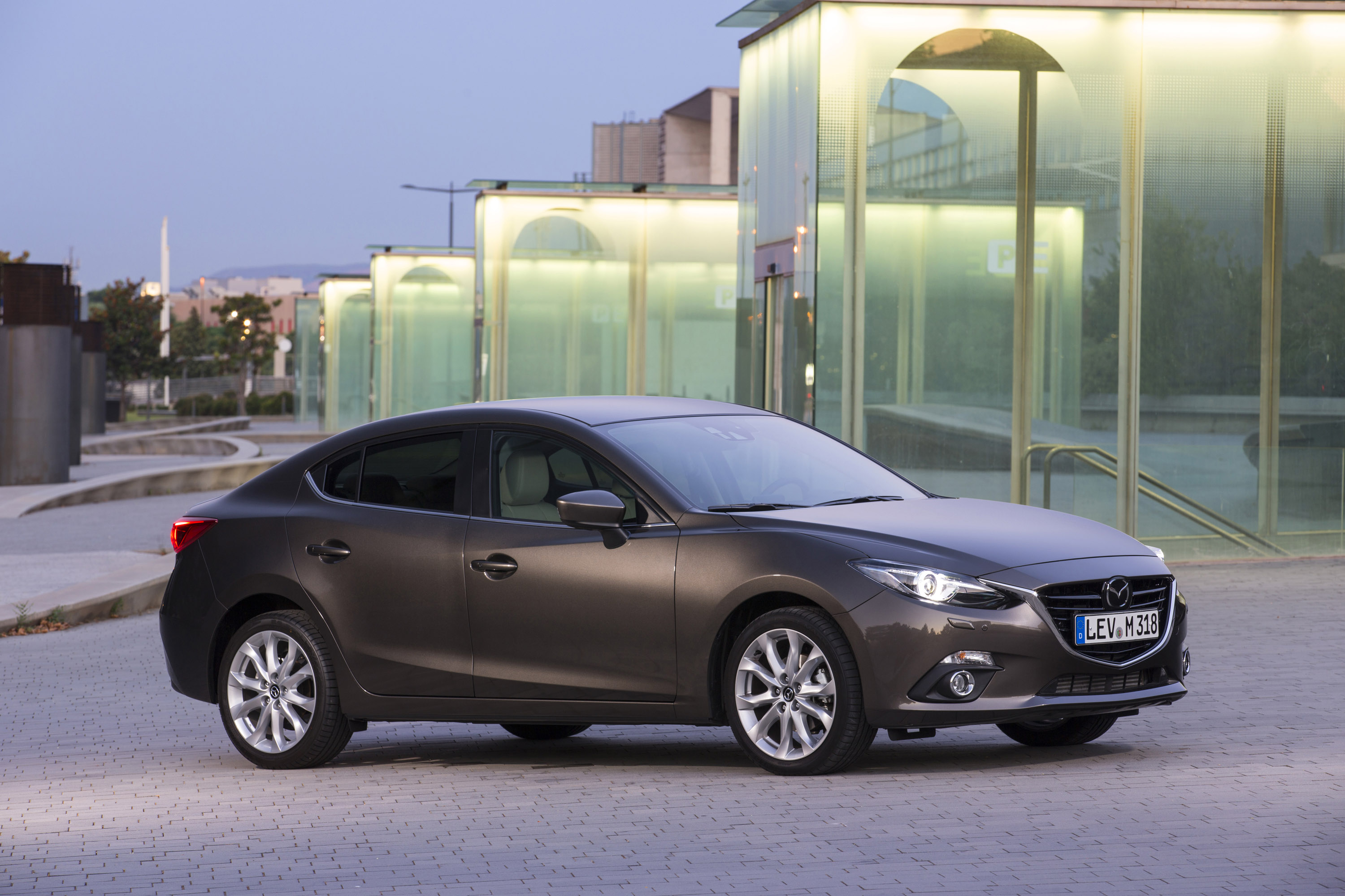 2014 Mazda 3 Sedan HD Pictures