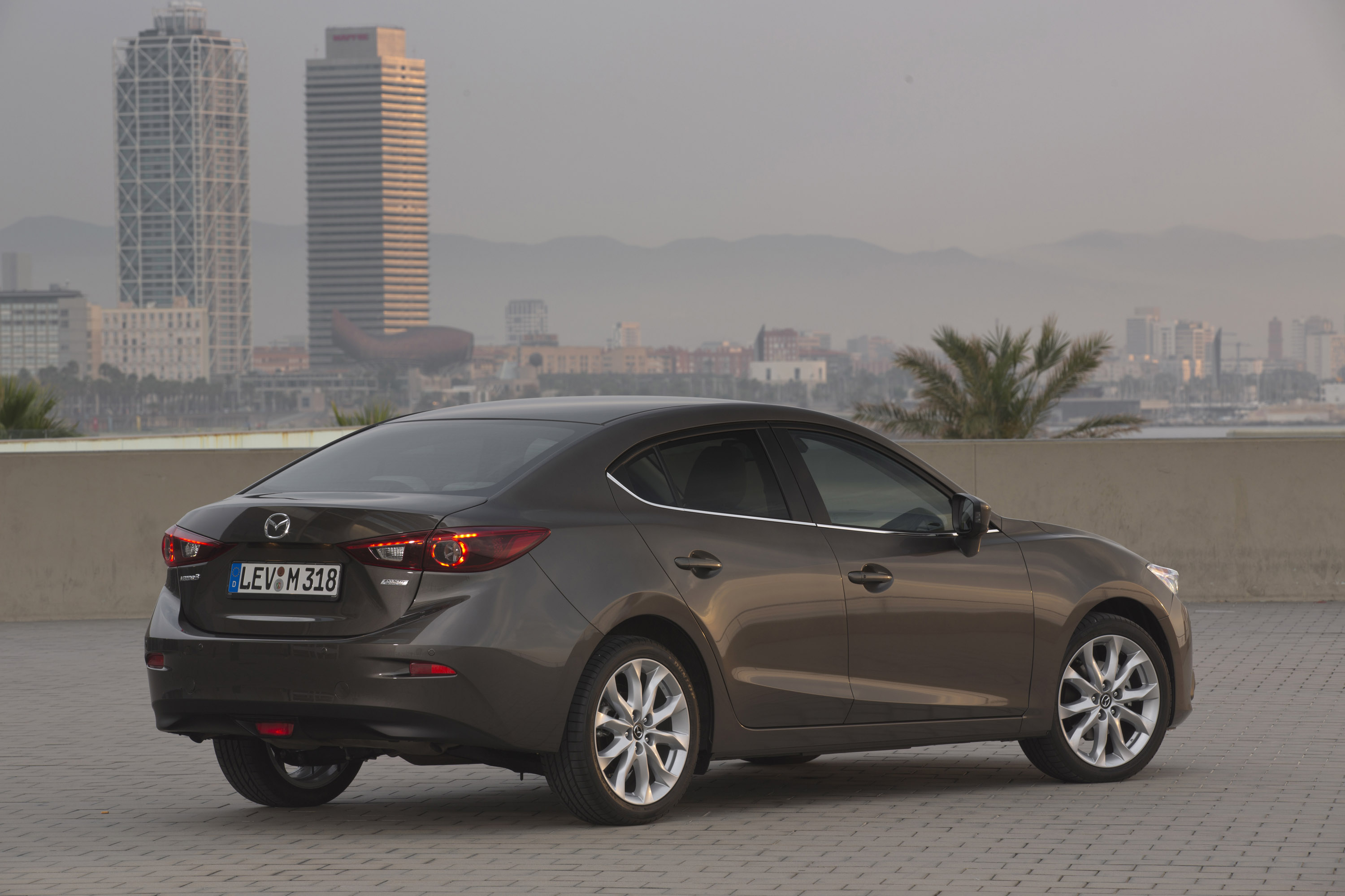 Mazda 3 Sedan photo #33