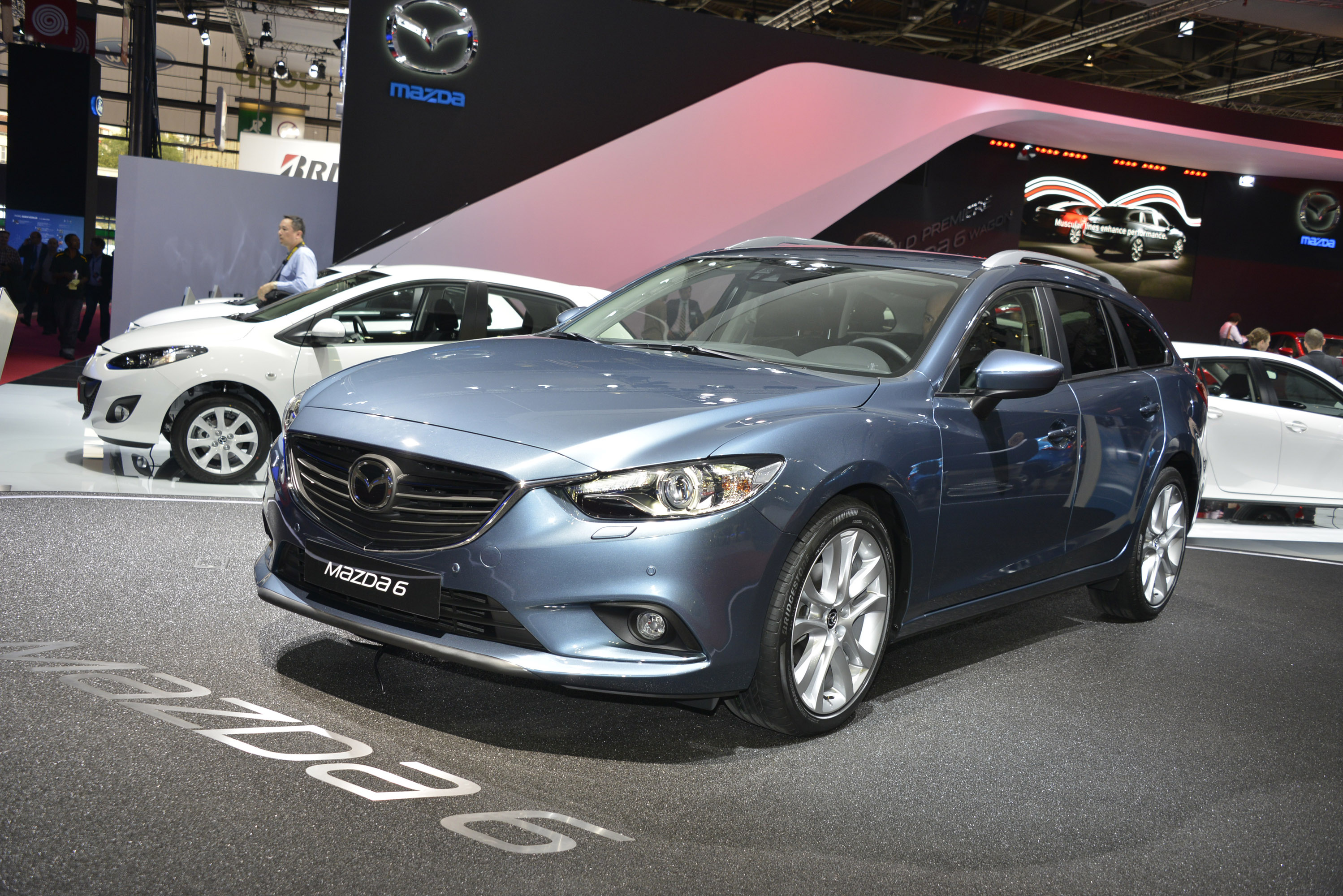 Mazda6 photo #28