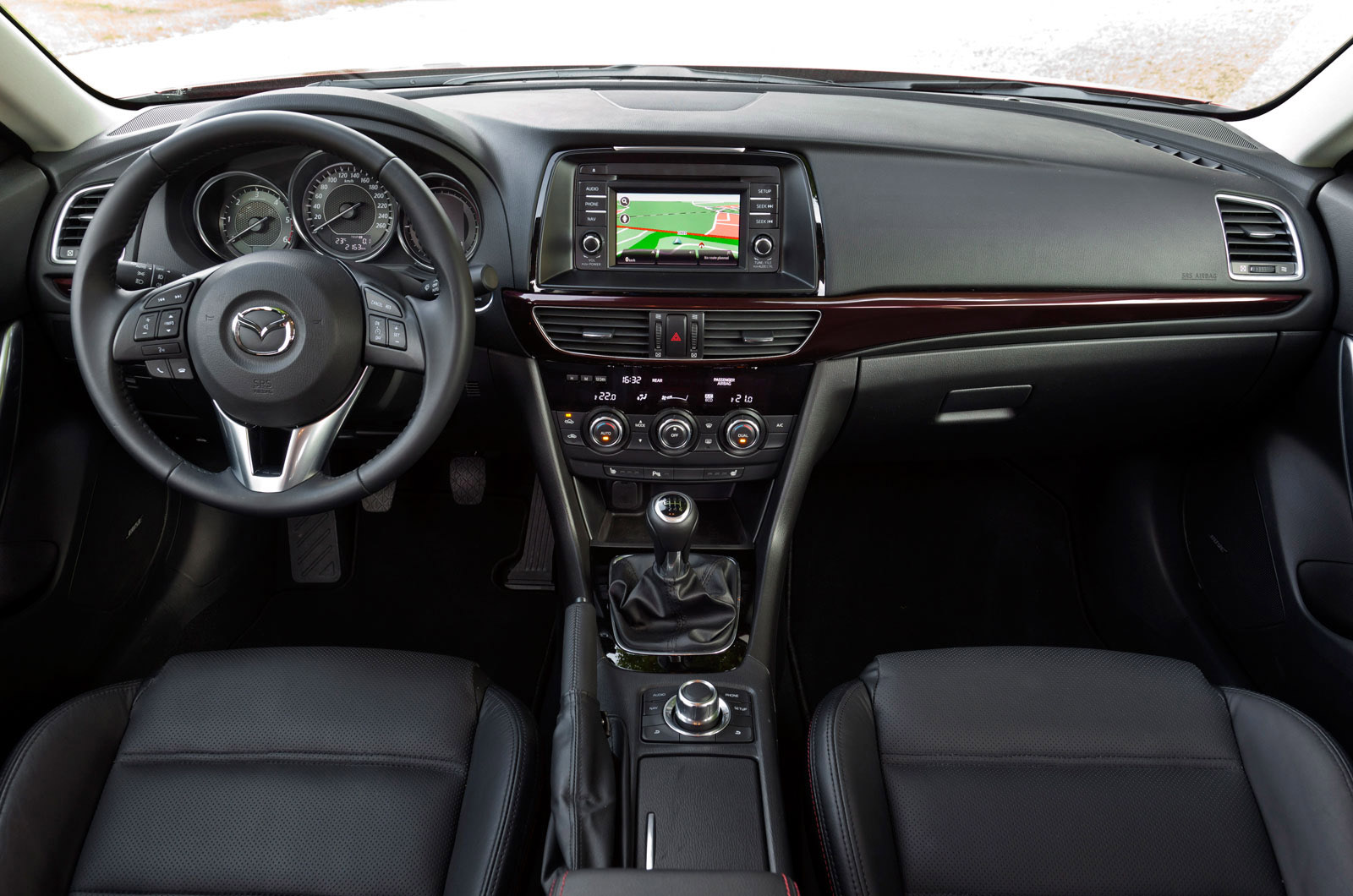 Mazda6 photo #40