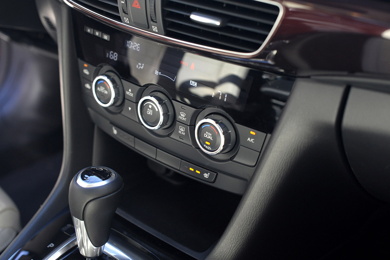 Mazda6 photo #51