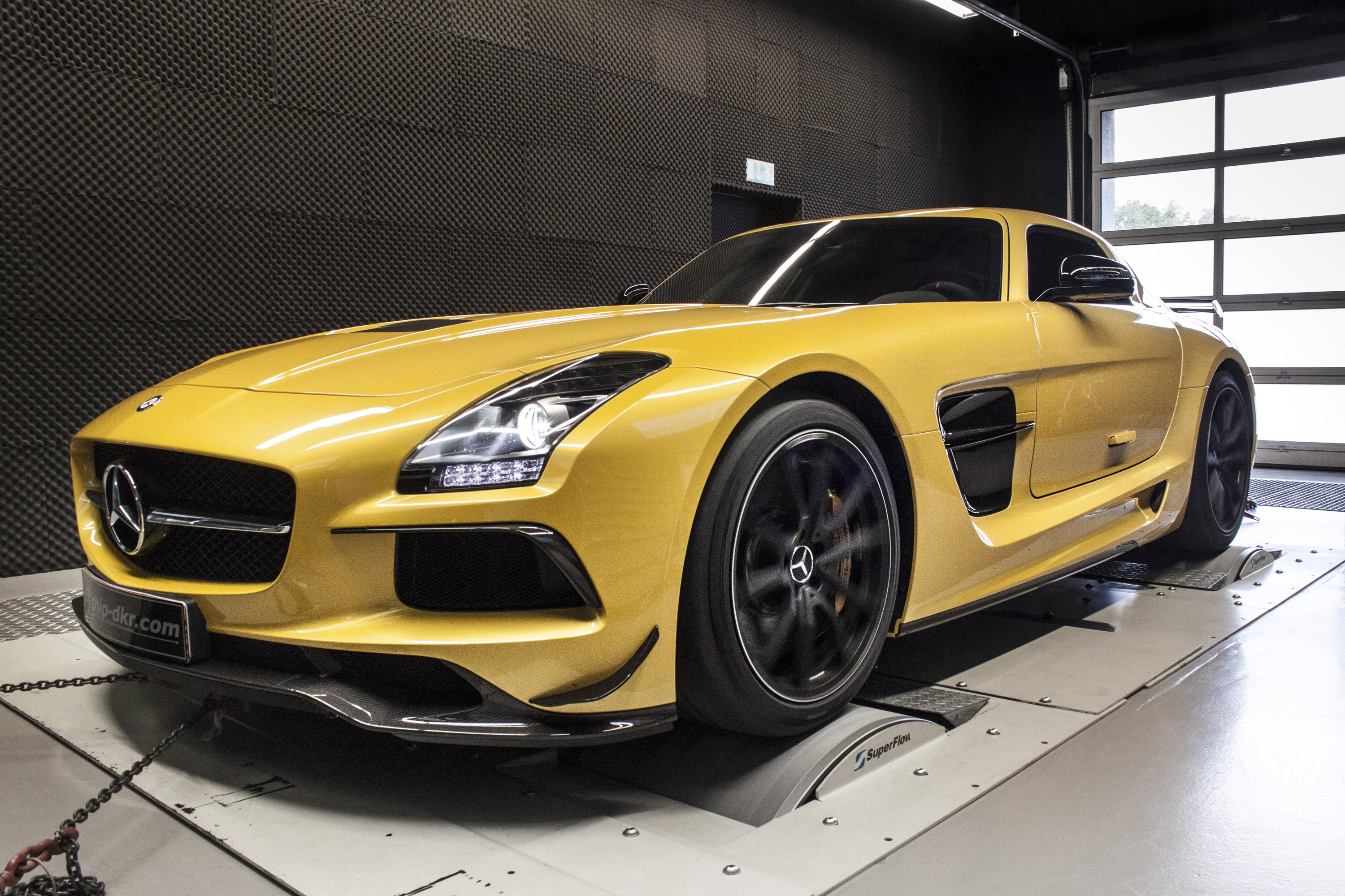 MCCHIP-DKR Mercedes-Benz SLS 63 AMG Black Series photo #2