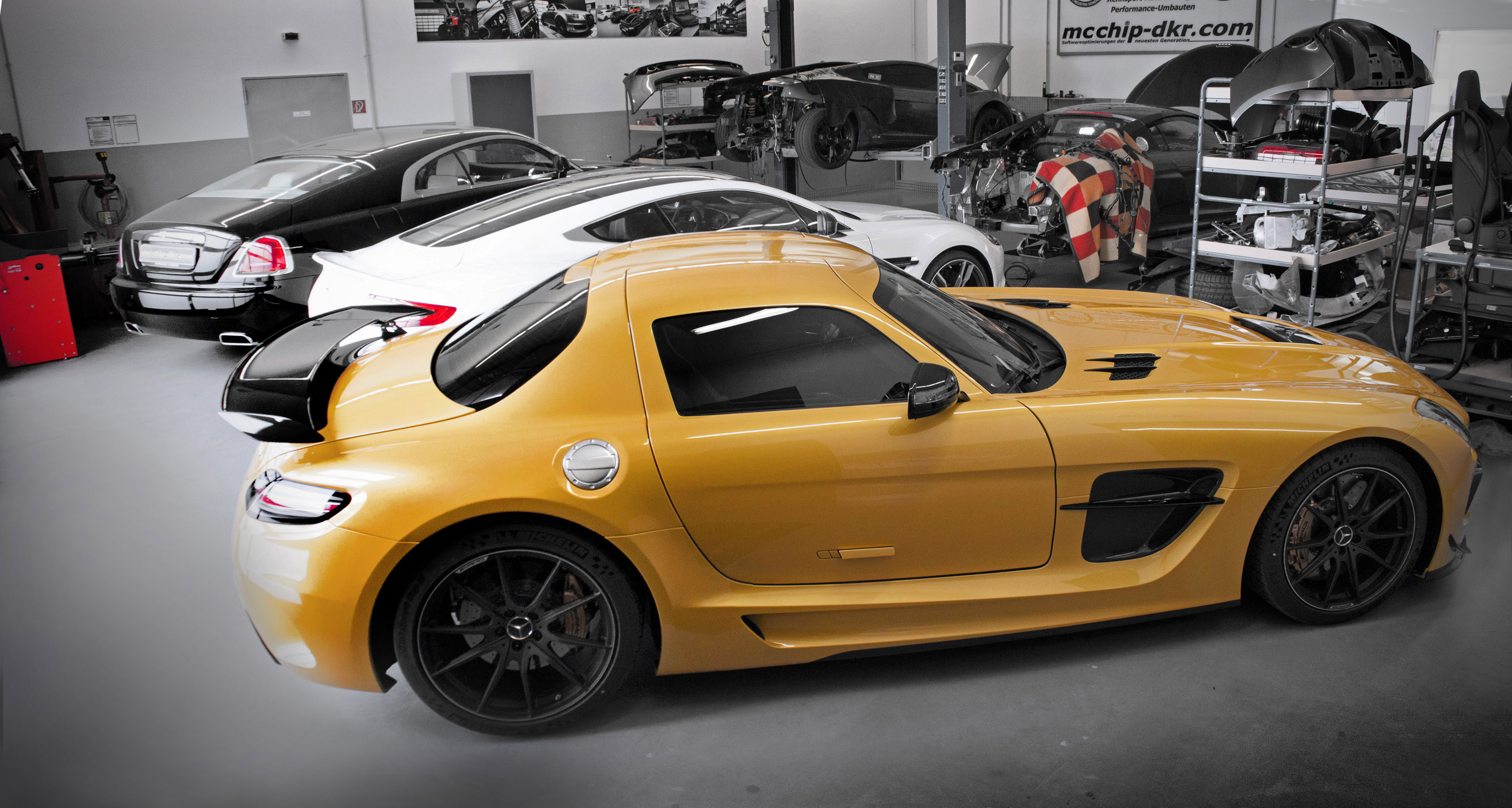 MCCHIP-DKR Mercedes-Benz SLS 63 AMG Black Series photo #4