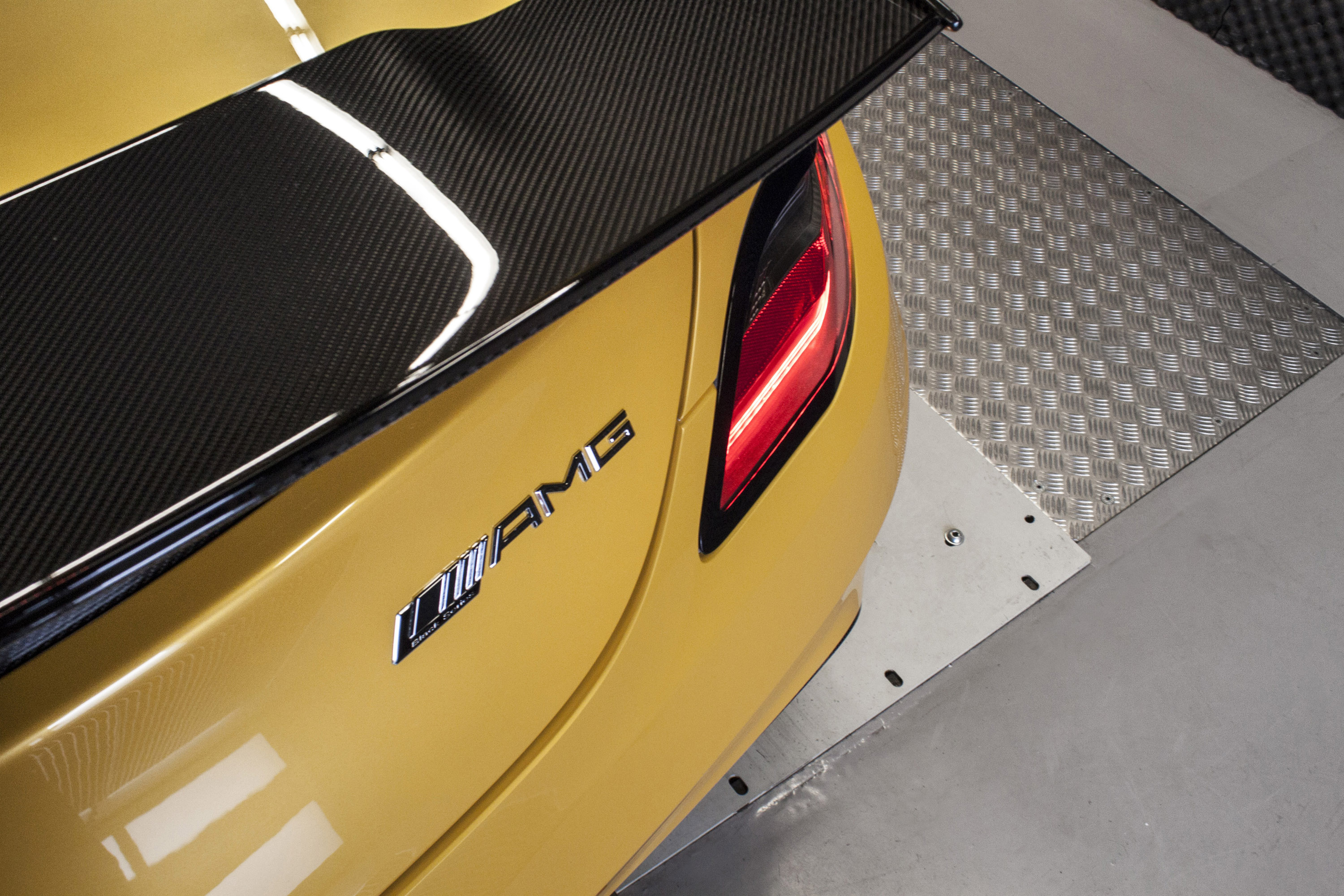 MCCHIP-DKR Mercedes-Benz SLS 63 AMG Black Series photo #7