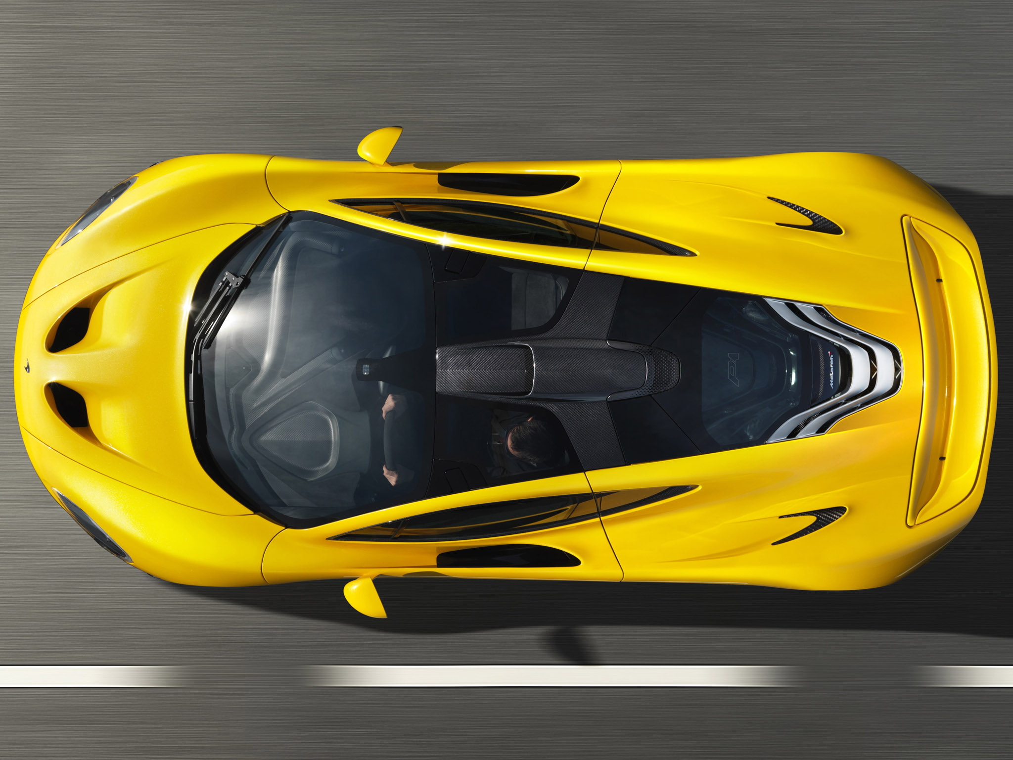 McLaren P1 photo #25