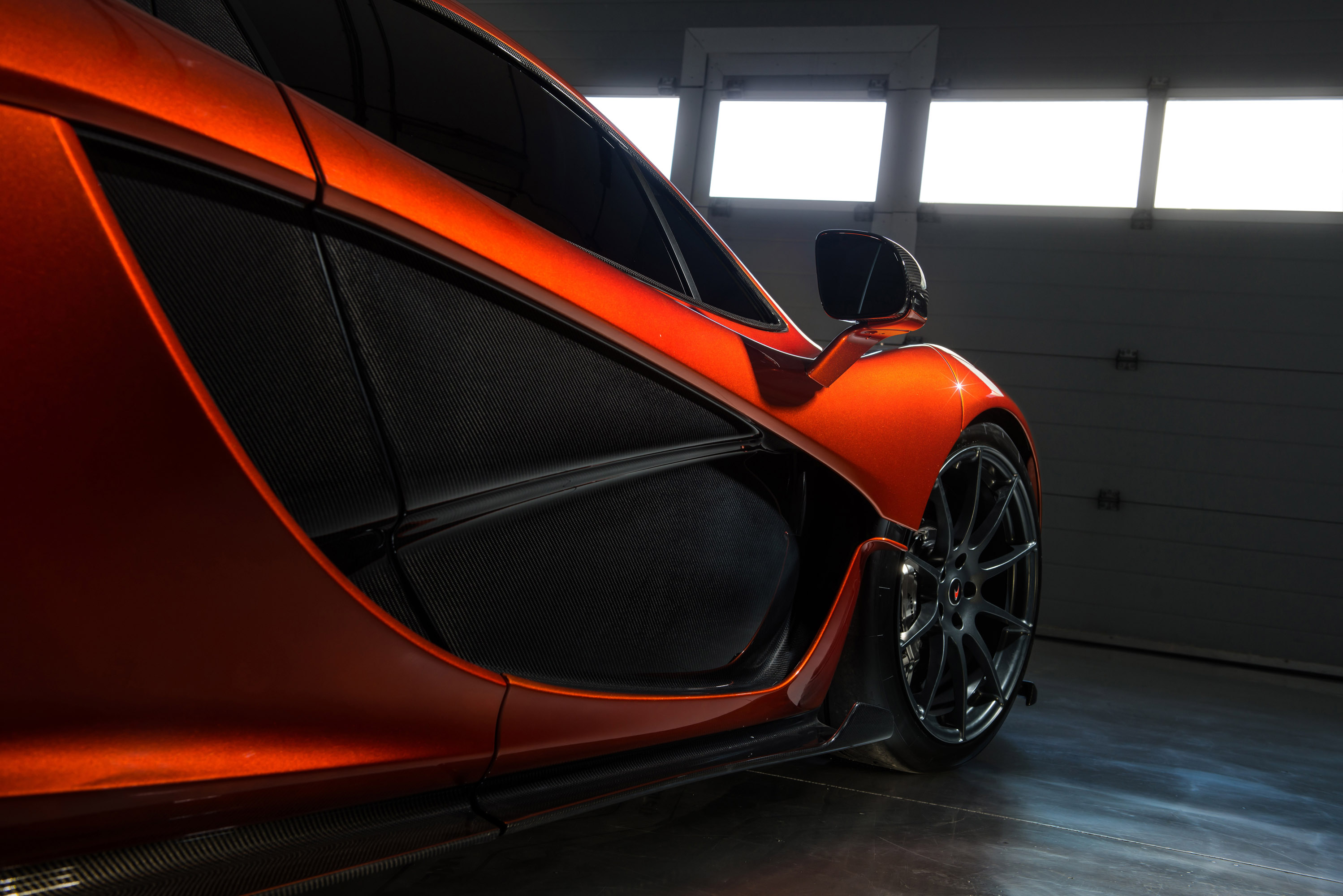 McLaren P1 photo #30