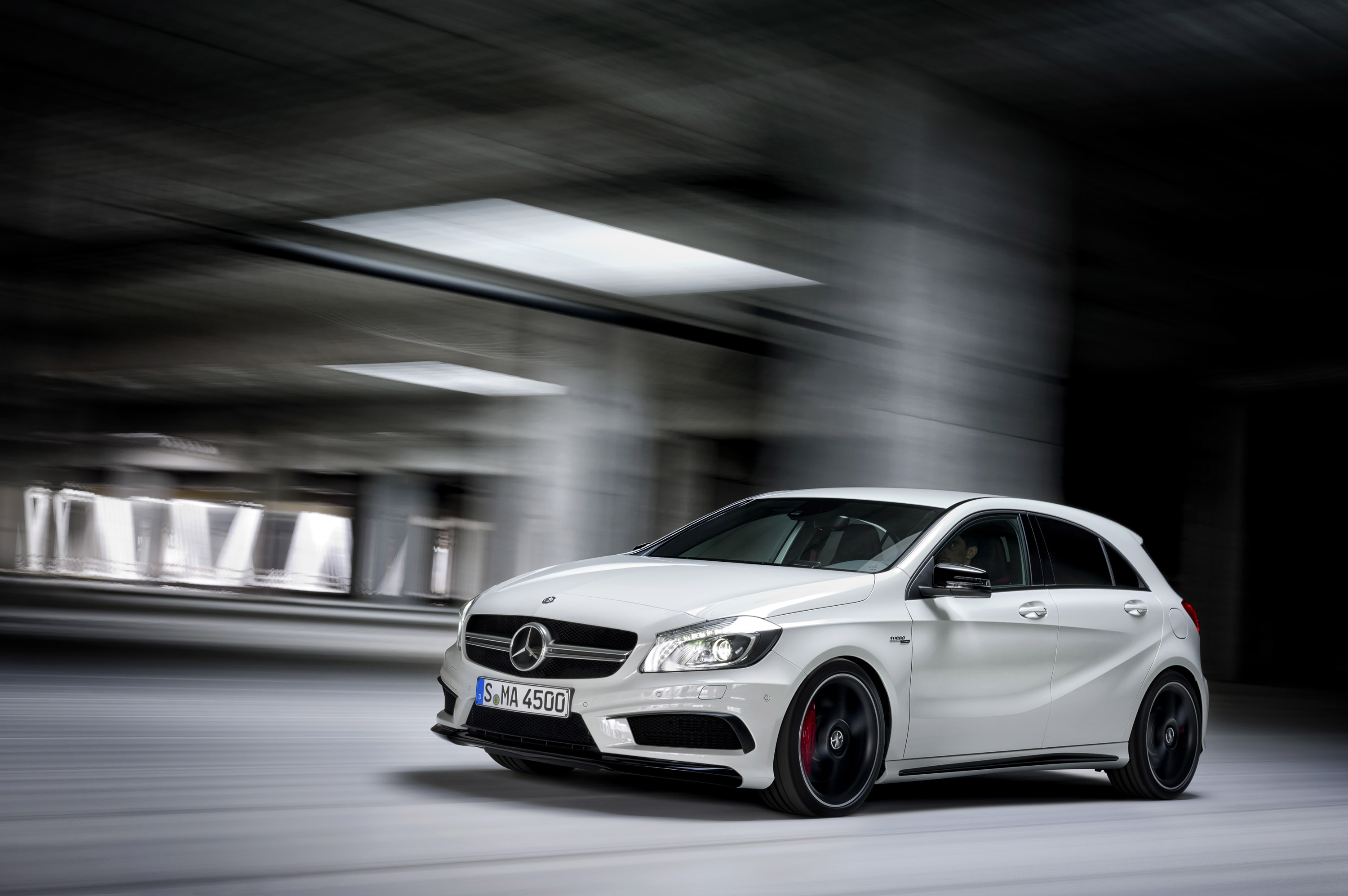 Mercedes-Benz A45 AMG photo #2