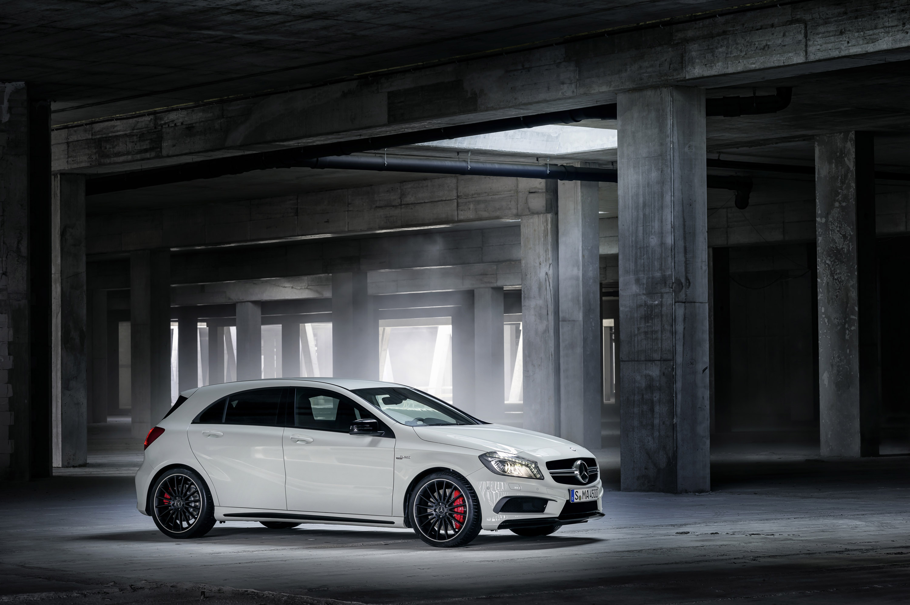 Mercedes-Benz A45 AMG photo #3