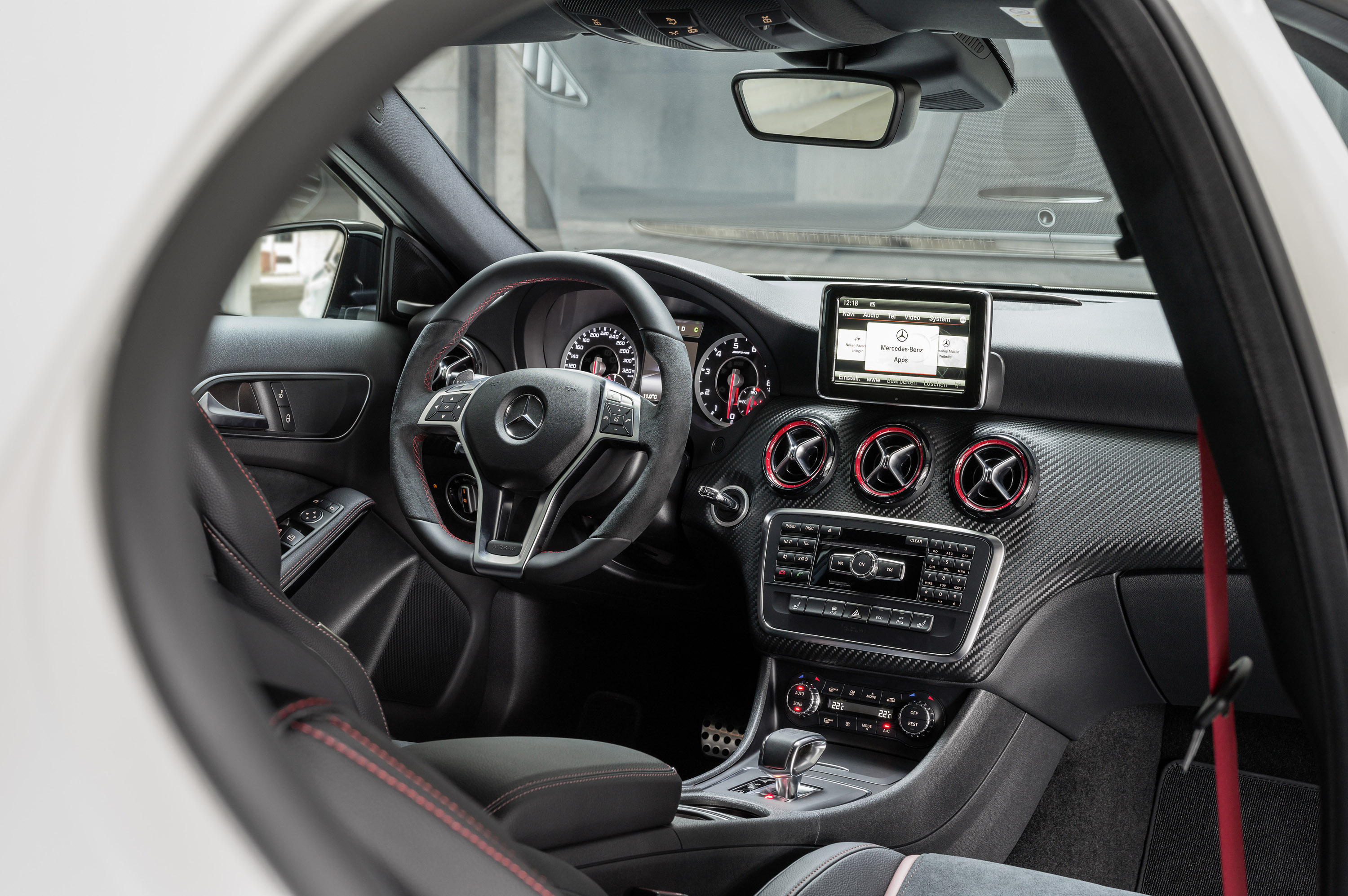 Mercedes-Benz A45 AMG photo #19