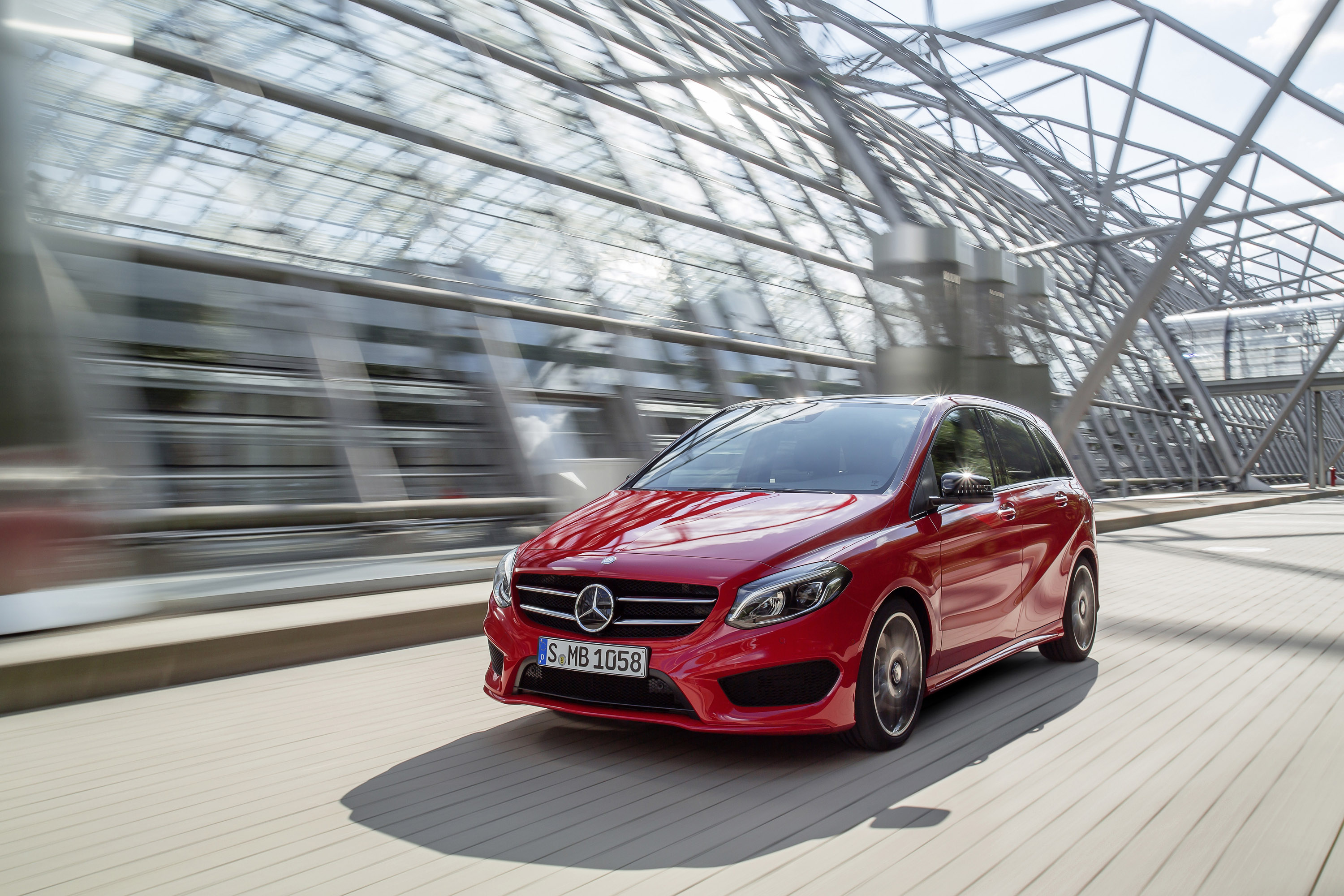 Mercedes-Benz B-Class photo #1