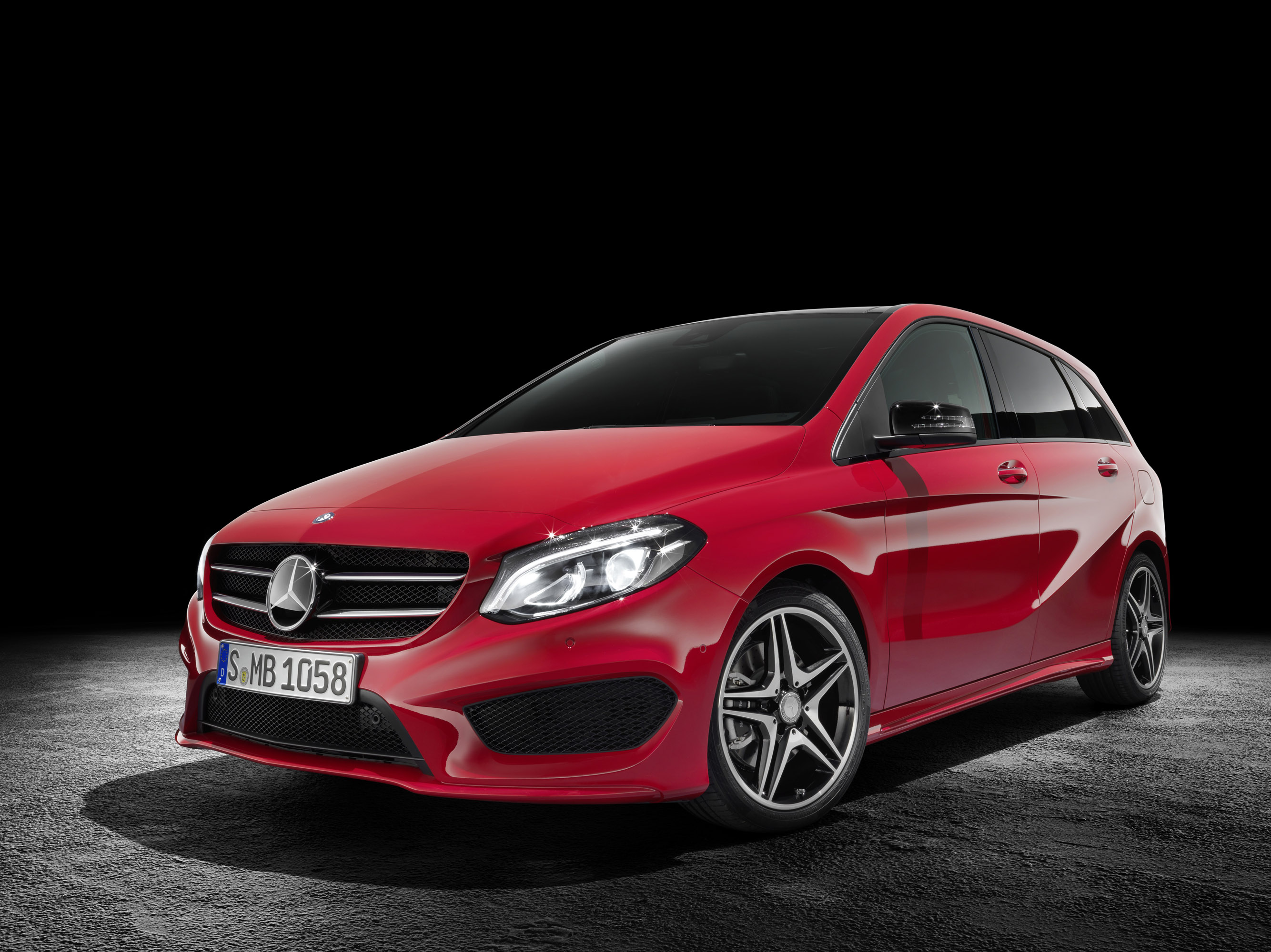 Mercedes-Benz B-Class photo #15