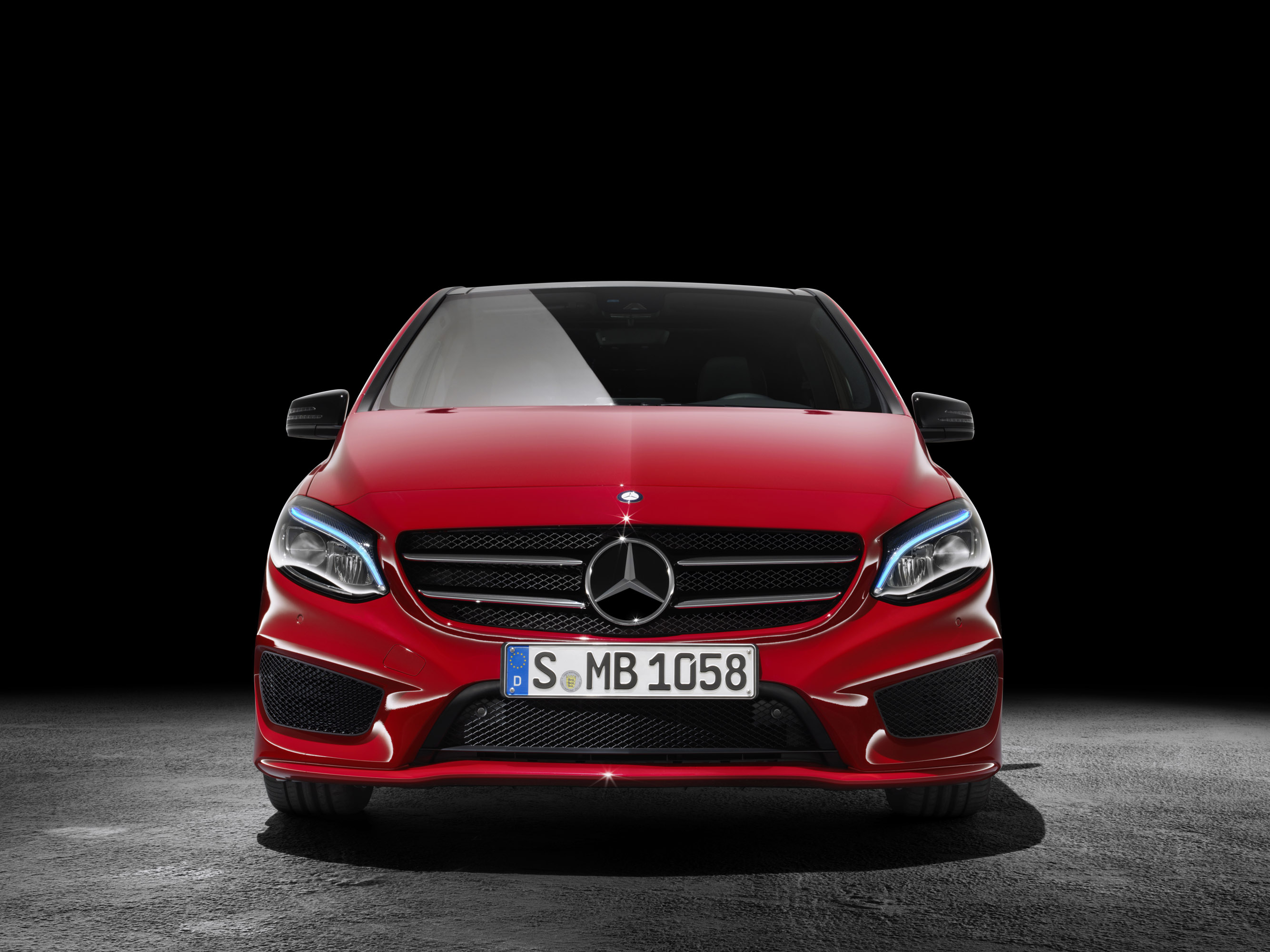 Mercedes-Benz B-Class photo #18