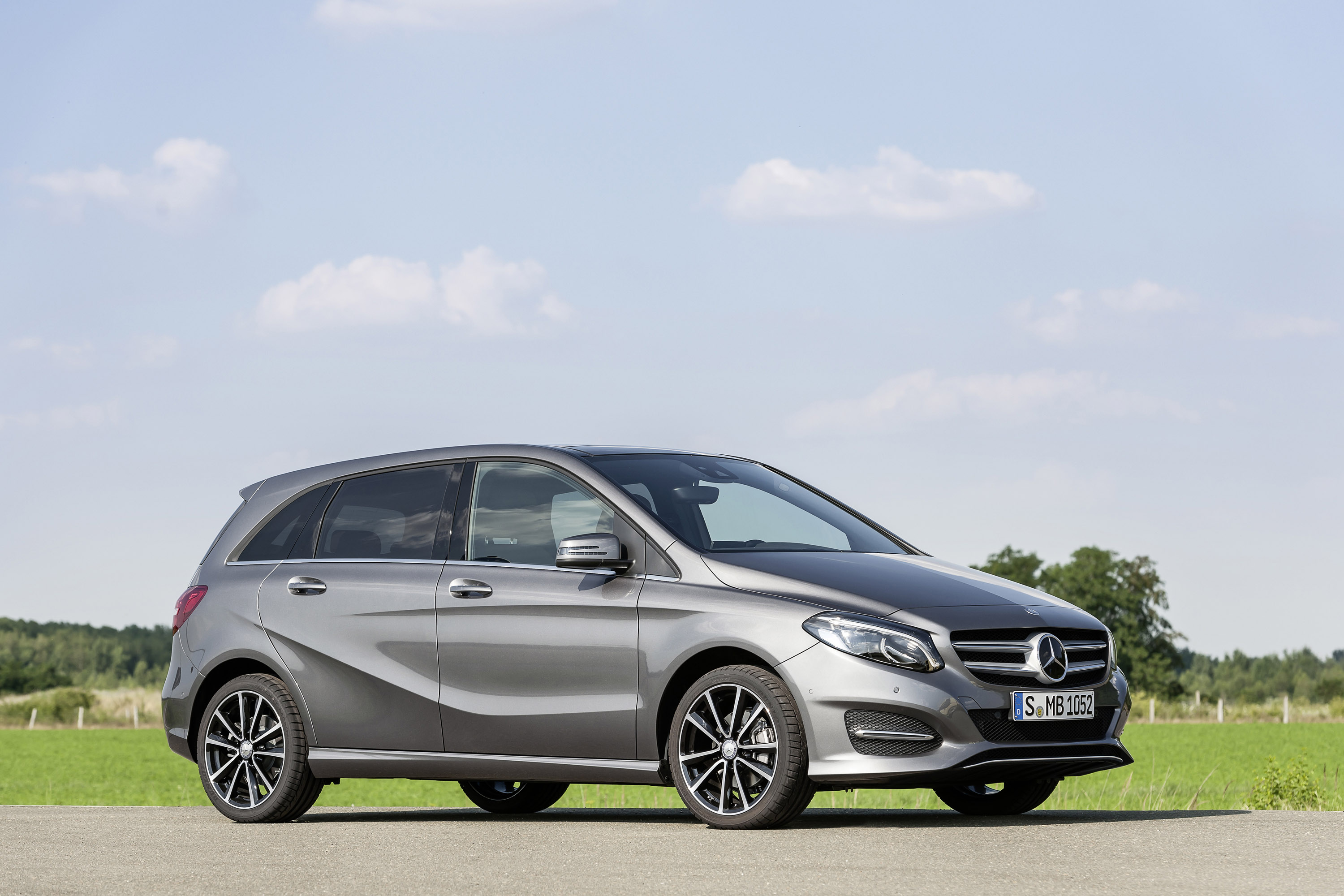 Mercedes-Benz B-Class photo #20