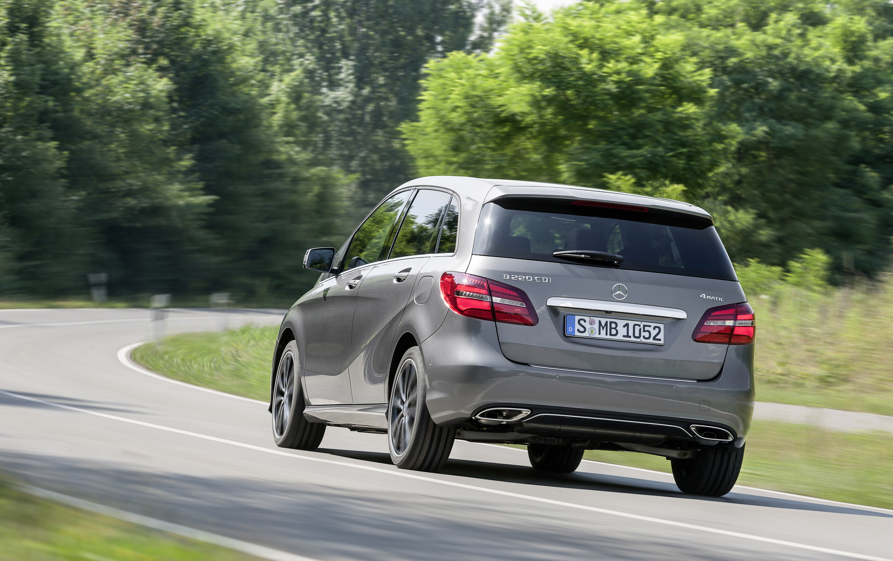 Mercedes-Benz B-Class photo #34