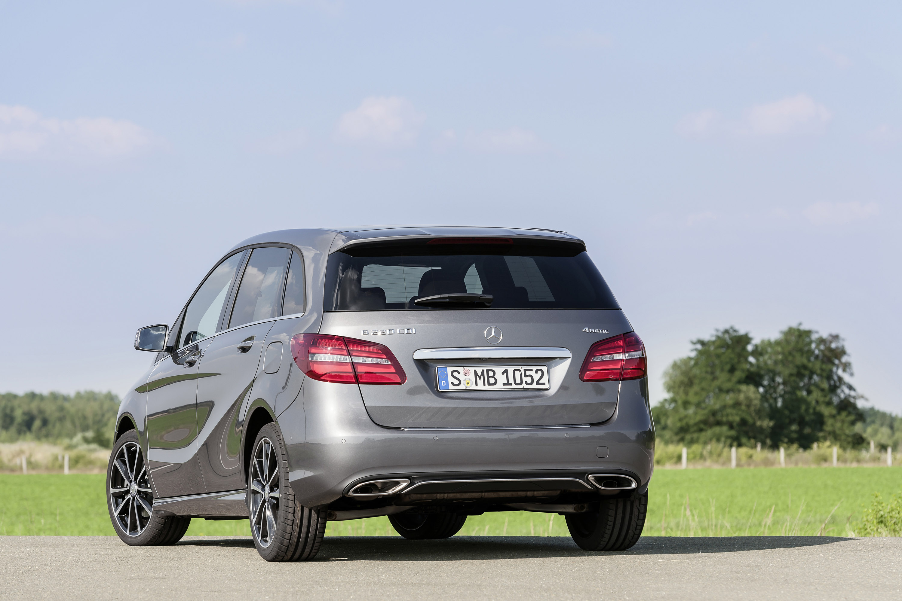 Mercedes-Benz B-Class photo #35